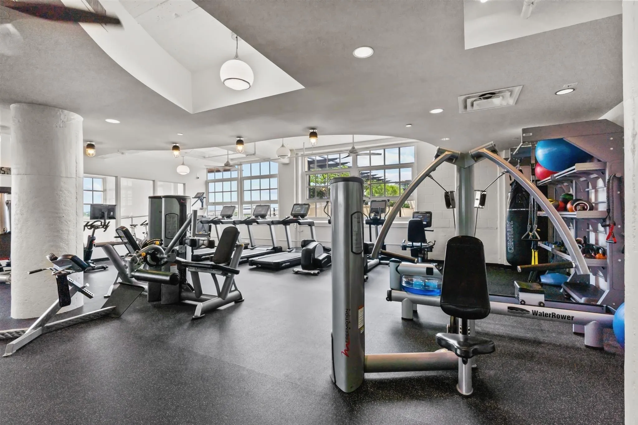 Condominium For Sale in Tarrant County , 2600 W 7th Street 2454, Fort Worth, Texas 76107, 2 Bedrooms, 2 Bathrooms, 2 Garage spaces, 1,536 Sqft, built in 1928, Price $485,000, mls#21307399, Real Estate Agent in Fort Worth, Homes For Sale in Tarrant county, Homes For Sale in Fort Worth, Realtor in Fort Worth Texas, Real Estate Brokerage Independent Realty Texas, Luminita Cordes Realtor