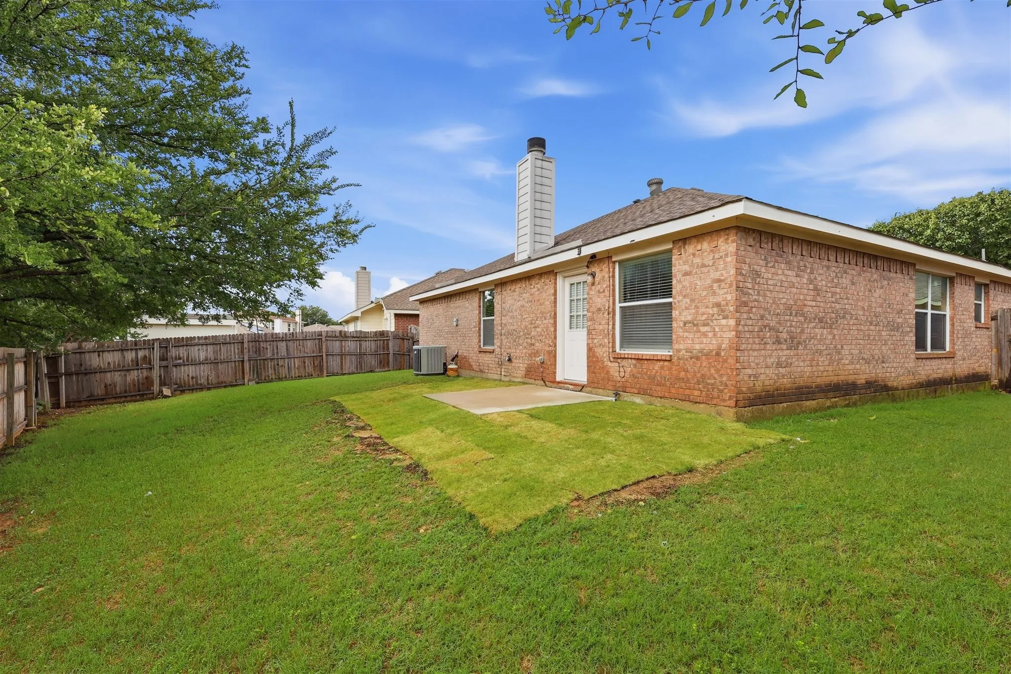 Single Family Residence For Sale in Tarrant County , 8500 Prairie Fire Drive, Fort Worth, Texas 76131, 4 Bedroom, 2 Bathroom, 2 Garage spaces, 1,955 Sqft, built in 2003, mls#21265831, Real Estate Agent in Fort Worth, Homes For Sale in Tarrant county, Homes For Sale in Fort Worth, Realtor in Fort Worth Texas, Real Estate Brokerage Independent Realty Texas, Luminita Cordes Realtor