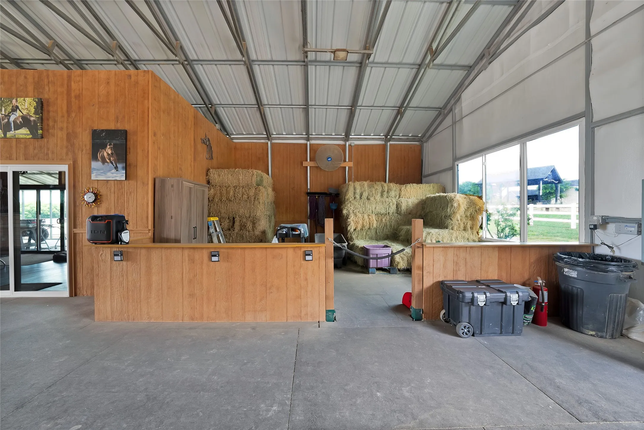 All within the barn makes it easy to enjoy your horses no matter the weather