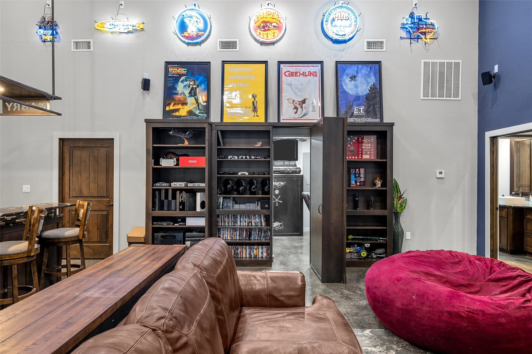 Single Family Residence For Sale in Bosque County , 291 CR 4275, Clifton, Texas 76634, 3 Bedroom, 3 Bathroom, Garage spaces, 2,581 Sqft, built in 1987, mls#21308122, Real Estate Agent in Clifton, Homes For Sale in Bosque county, Homes For Sale in Clifton, Realtor in Clifton Texas, Real Estate Brokerage Independent Realty Texas, Luminita Cordes Realtor