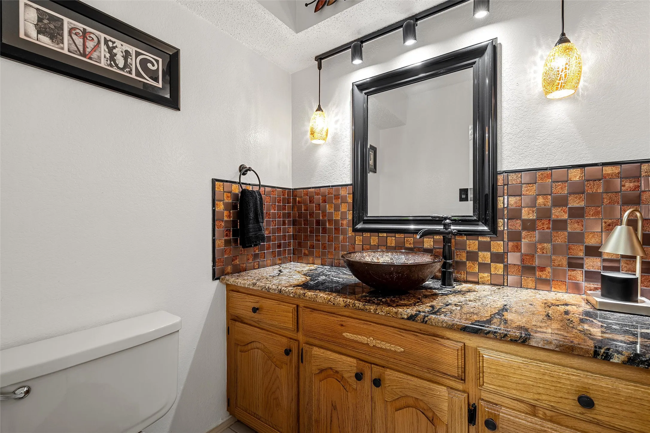 Single Family Residence For Sale in Bosque County , 291 CR 4275, Clifton, Texas 76634, 3 Bedroom, 3 Bathroom, Garage spaces, 2,581 Sqft, built in 1987, mls#21308122, Real Estate Agent in Clifton, Homes For Sale in Bosque county, Homes For Sale in Clifton, Realtor in Clifton Texas, Real Estate Brokerage Independent Realty Texas, Luminita Cordes Realtor
