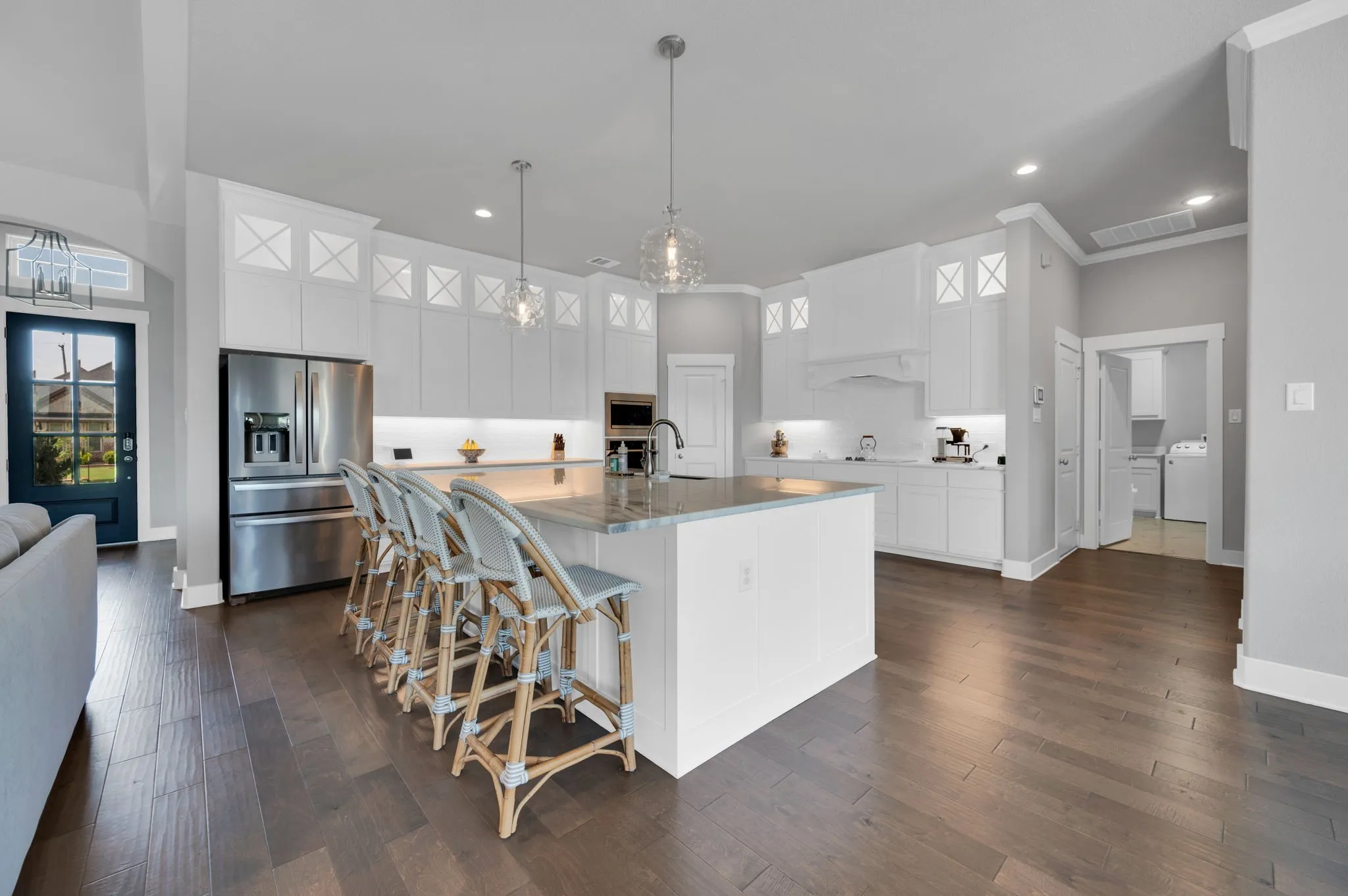 Single Family Residence For Sale in Ellis County , 7021 Cedar Court, Ovilla, Texas 75154, 4 Bedroom, 3 Bathroom, 3 Garage spaces, 2,896 Sqft, built in 2019, mls#21306536, Real Estate Agent in Ovilla, Homes For Sale in Ellis county, Homes For Sale in Ovilla, Realtor in Ovilla Texas, Real Estate Brokerage Independent Realty Texas, Luminita Cordes Realtor