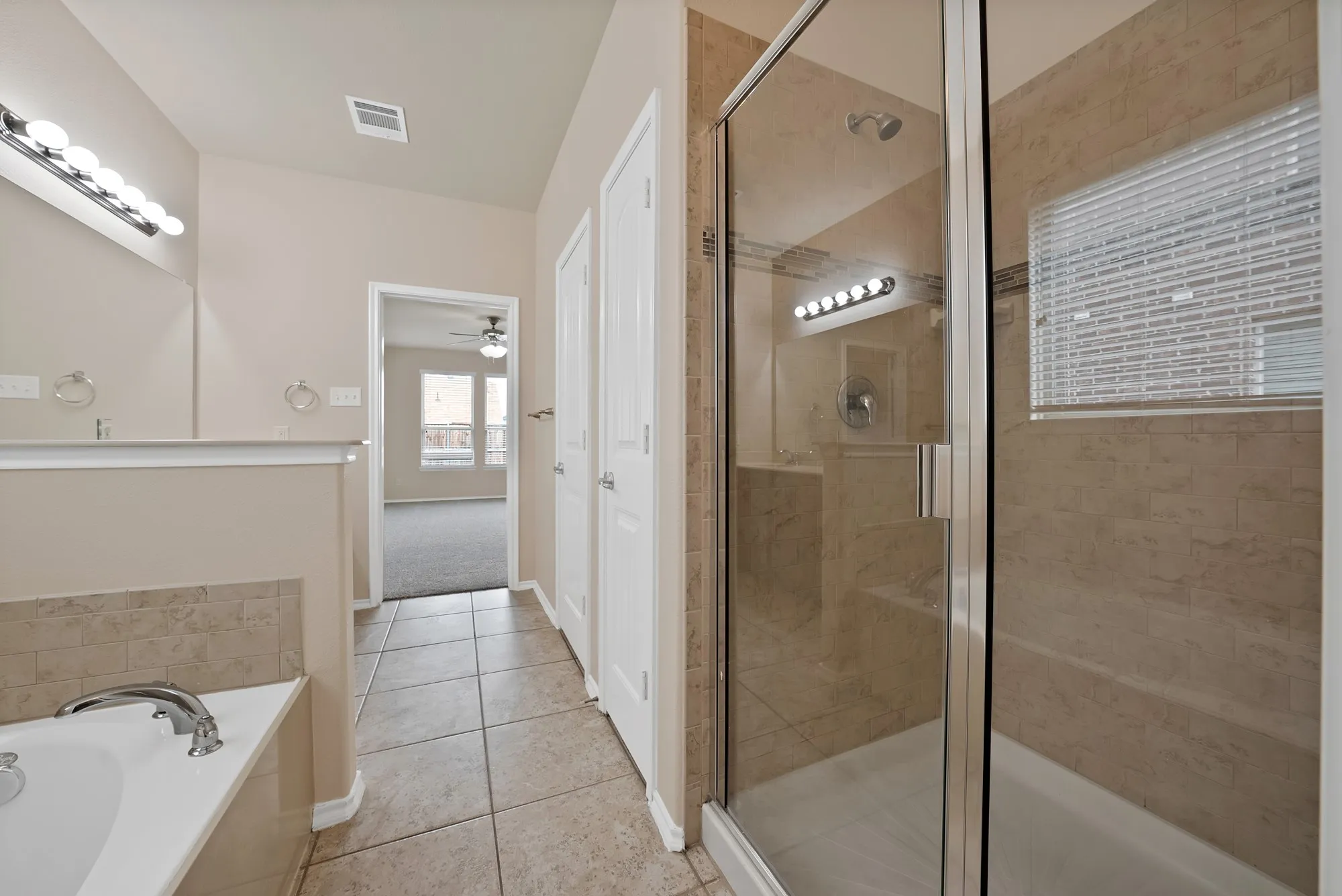 Single Family Residence For Sale in Collin County , 3405 Founders Way, Melissa, Texas 75454, 5 Bedroom, 3 Bathroom, 2 Garage spaces, 2,928 Sqft, built in 2014, mls#21304833, Real Estate Agent in Melissa, Homes For Sale in Collin county, Homes For Sale in Melissa, Realtor in Melissa Texas, Real Estate Brokerage Independent Realty Texas, Luminita Cordes Realtor