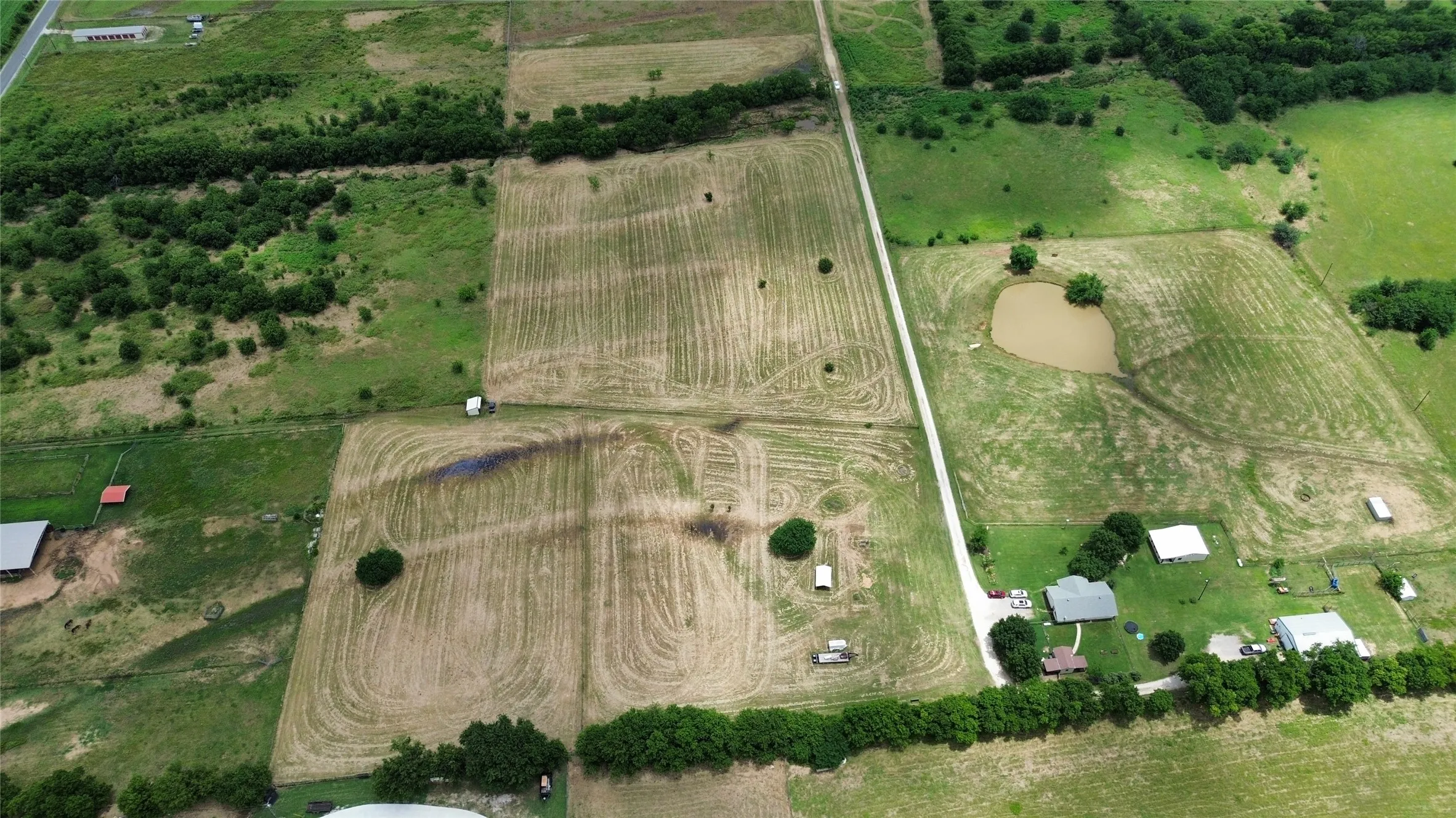 Acreage is the light portion minus a some on the bottom right.