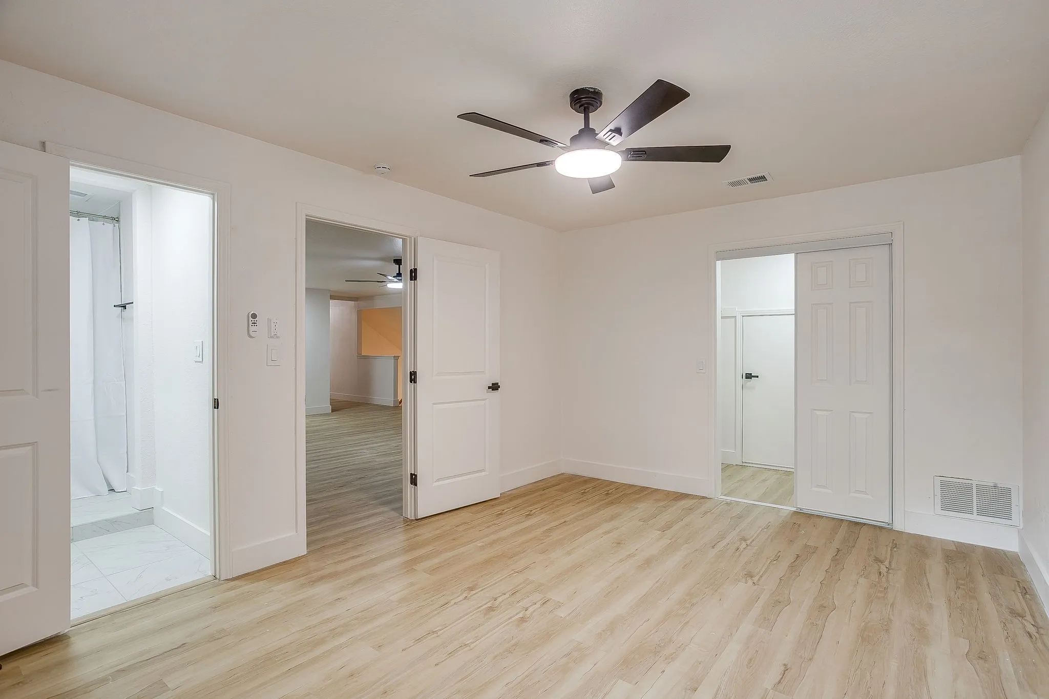 Single Family Residence For Sale in Collin County , 2601 Briarwood Drive, Plano, Texas 75074, 4 Bedroom, 4 Bathroom, 2 Garage spaces, 3,155 Sqft, built in 1969, mls#21307402, Real Estate Agent in Plano, Homes For Sale in Collin county, Homes For Sale in Plano, Realtor in Plano Texas, Real Estate Brokerage Independent Realty Texas, Luminita Cordes Realtor