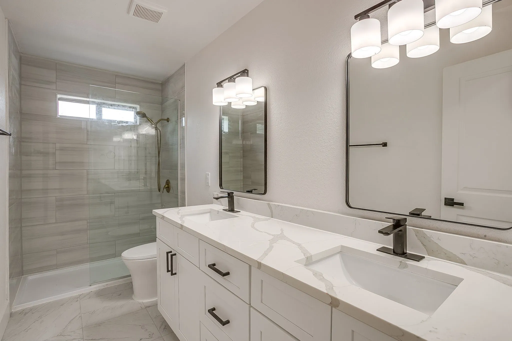 Single Family Residence For Sale in Collin County , 2601 Briarwood Drive, Plano, Texas 75074, 4 Bedroom, 4 Bathroom, 2 Garage spaces, 3,155 Sqft, built in 1969, mls#21307402, Real Estate Agent in Plano, Homes For Sale in Collin county, Homes For Sale in Plano, Realtor in Plano Texas, Real Estate Brokerage Independent Realty Texas, Luminita Cordes Realtor