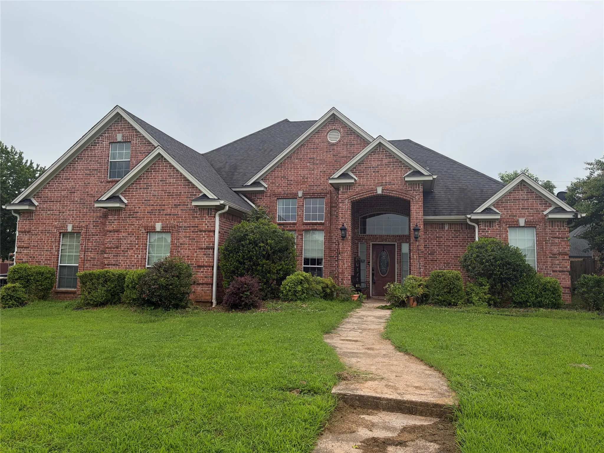 Single Family Residence For Sale in Lamar County , 5380 Colbie, Reno, Texas 75462, 4 Bedroom, 2 Bathroom, 2 Garage spaces, 2,022 Sqft, built in 2003, mls#21305916, Real Estate Agent in Reno, Homes For Sale in Lamar county, Homes For Sale in Reno, Realtor in Reno Texas, Real Estate Brokerage Independent Realty Texas, Luminita Cordes Realtor