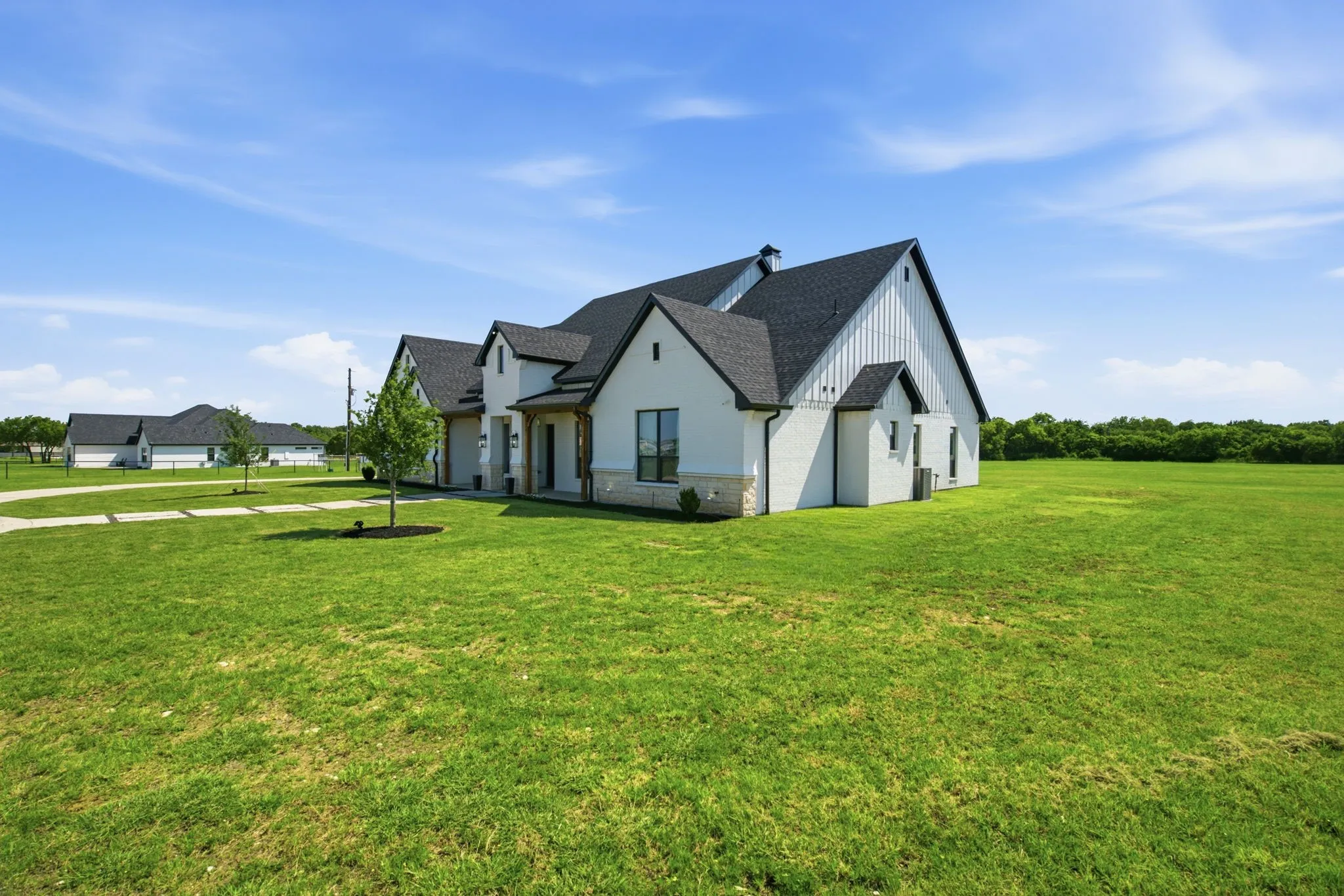 Single Family Residence For Sale in Denton County , 4790 Austin Circle, Sanger, Texas 76266, 5 Bedroom, 4 Bathroom, 2 Garage spaces, 3,860 Sqft, built in 2023, mls#21306658, Real Estate Agent in Sanger, Homes For Sale in Denton county, Homes For Sale in Sanger, Realtor in Sanger Texas, Real Estate Brokerage Independent Realty Texas, Luminita Cordes Realtor