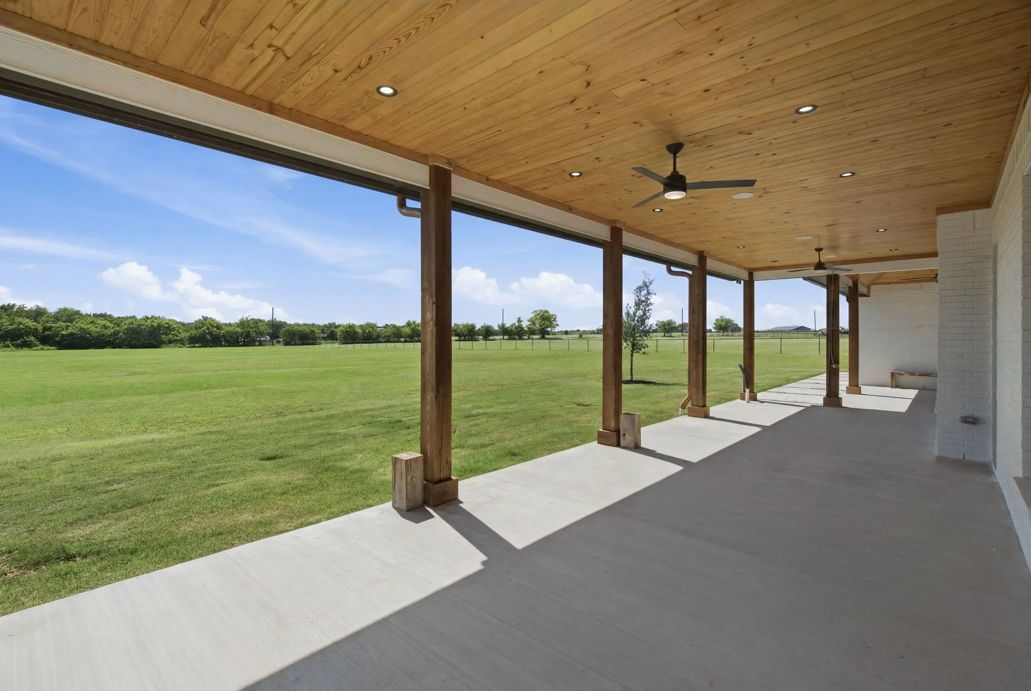 Single Family Residence For Sale in Denton County , 4790 Austin Circle, Sanger, Texas 76266, 5 Bedroom, 4 Bathroom, 2 Garage spaces, 3,860 Sqft, built in 2023, mls#21306658, Real Estate Agent in Sanger, Homes For Sale in Denton county, Homes For Sale in Sanger, Realtor in Sanger Texas, Real Estate Brokerage Independent Realty Texas, Luminita Cordes Realtor
