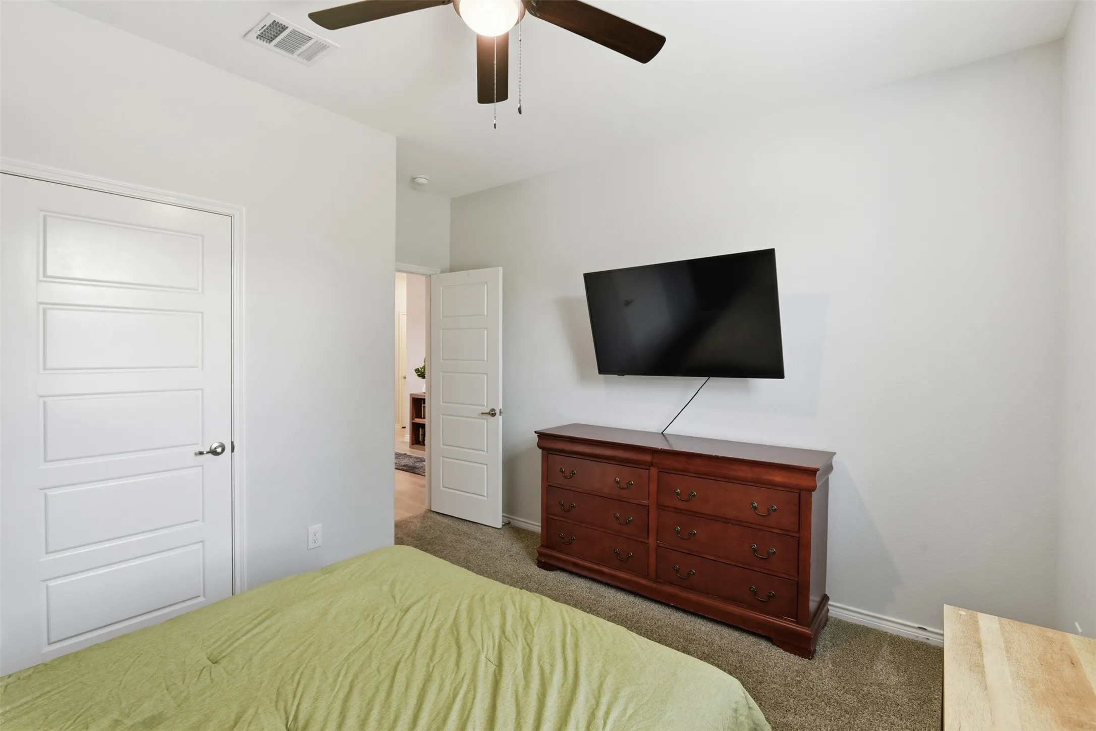 Single Family Residence For Sale in Hunt County , 161 Mockingbird Way, Caddo Mills, Texas 75135, 4 Bedroom, 3 Bathroom, 2 Garage spaces, 2,337 Sqft, built in 2020, mls#21303767, Real Estate Agent in Caddo Mills, Homes For Sale in Hunt county, Homes For Sale in Caddo Mills, Realtor in Caddo Mills Texas, Real Estate Brokerage Independent Realty Texas, Luminita Cordes Realtor