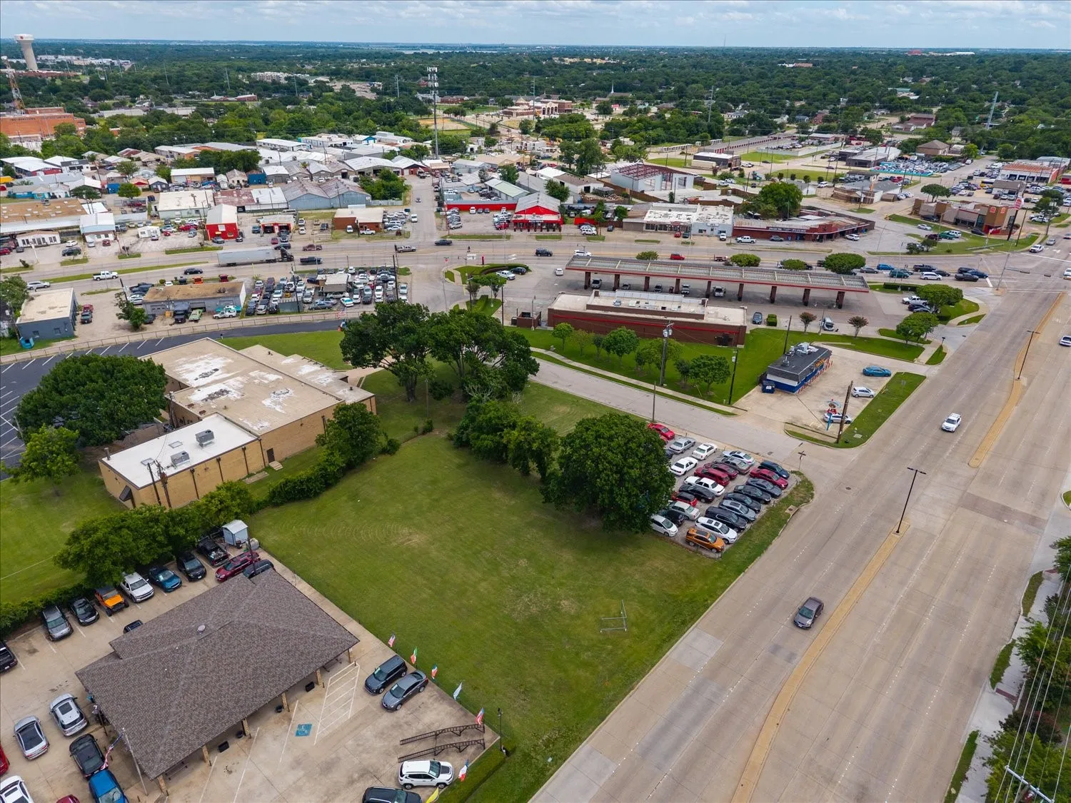 Unimproved Land For Sale in Dallas County , 212 N 1st Street, Garland, Texas 75040, 0, 0, Garage spaces, 0 Sqft, built in 0, mls#21308212, Real Estate Agent in Garland, Homes For Sale in Dallas county, Homes For Sale in Garland, Realtor in Garland Texas, Real Estate Brokerage Independent Realty Texas, Luminita Cordes Realtor