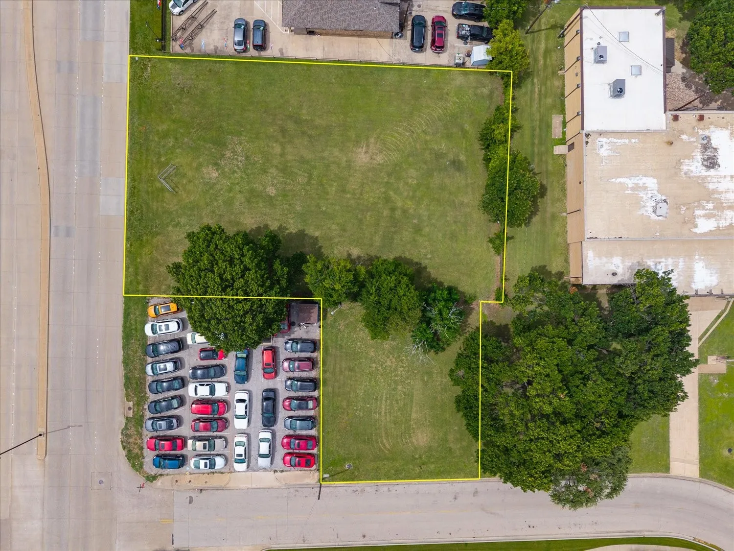 Unimproved Land For Sale in Dallas County , 212 N 1st Street, Garland, Texas 75040, 0, 0, Garage spaces, 0 Sqft, built in 0, mls#21308212, Real Estate Agent in Garland, Homes For Sale in Dallas county, Homes For Sale in Garland, Realtor in Garland Texas, Real Estate Brokerage Independent Realty Texas, Luminita Cordes Realtor