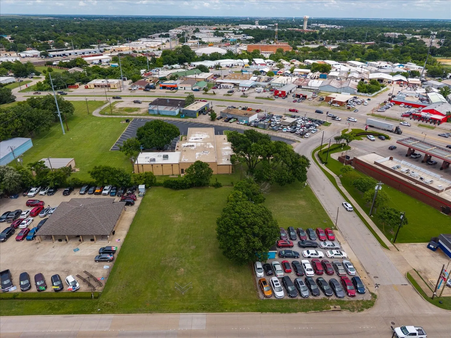 Unimproved Land For Sale in Dallas County , 212 N 1st Street, Garland, Texas 75040, 0, 0, Garage spaces, 0 Sqft, built in 0, mls#21308212, Real Estate Agent in Garland, Homes For Sale in Dallas county, Homes For Sale in Garland, Realtor in Garland Texas, Real Estate Brokerage Independent Realty Texas, Luminita Cordes Realtor