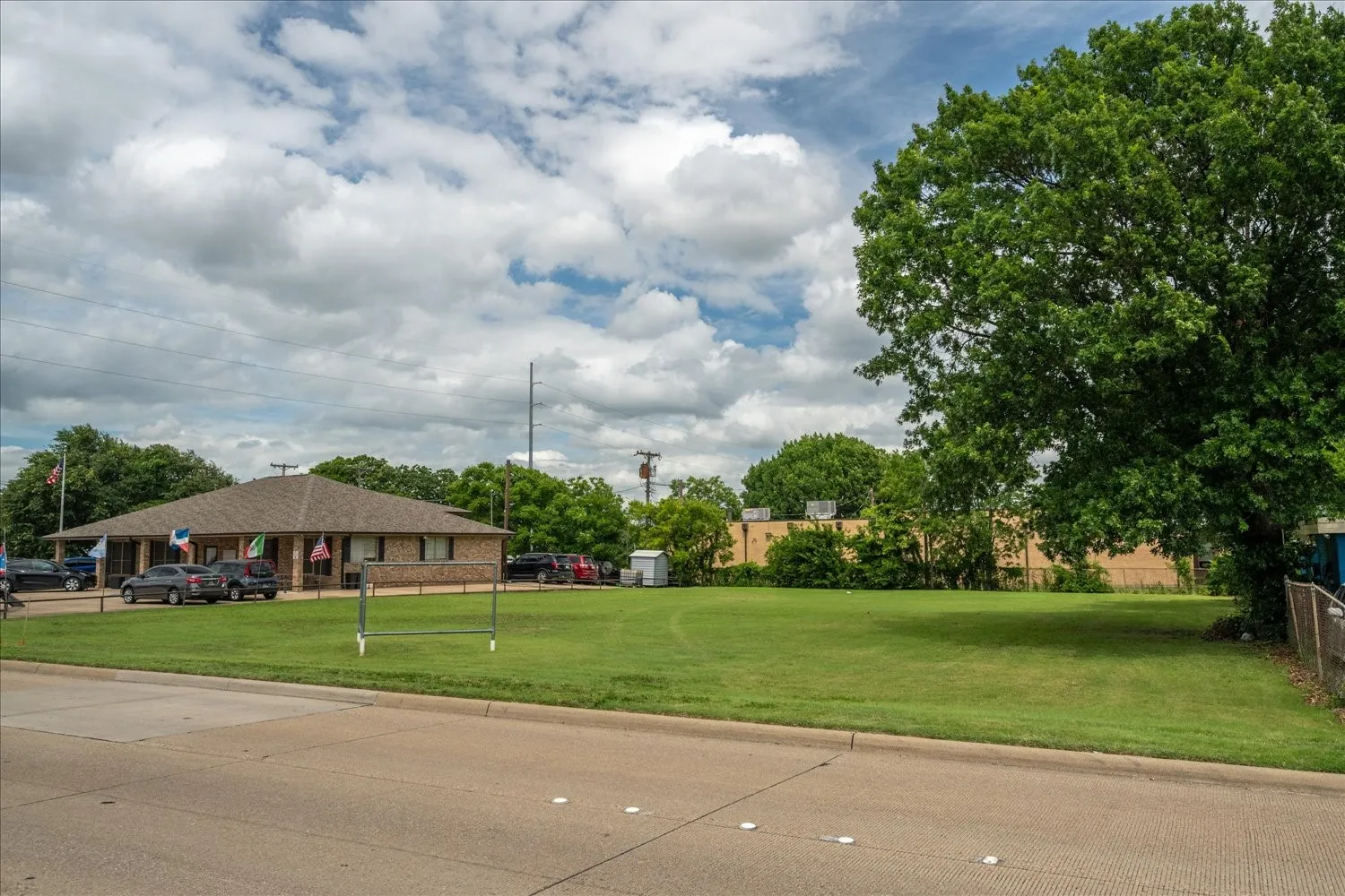 Unimproved Land For Sale in Dallas County , 212 N 1st Street, Garland, Texas 75040, 0, 0, Garage spaces, 0 Sqft, built in 0, mls#21308212, Real Estate Agent in Garland, Homes For Sale in Dallas county, Homes For Sale in Garland, Realtor in Garland Texas, Real Estate Brokerage Independent Realty Texas, Luminita Cordes Realtor