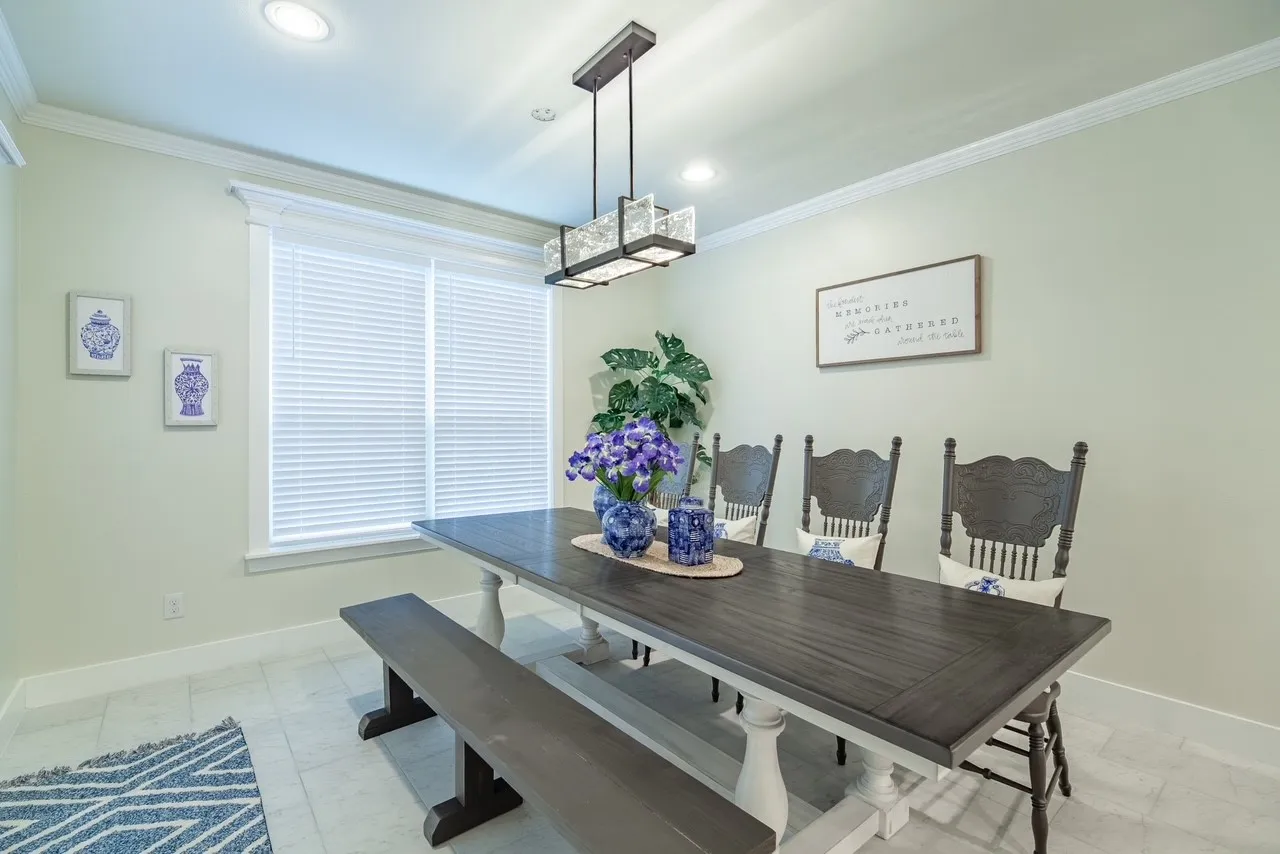 Single Family Residence For Sale in Dallas County , 1501 Lakeview Drive, Grand Prairie, Texas 75051, 3 Bedroom, 3 Bathroom, 2 Garage spaces, 2,672 Sqft, built in 2020, mls#21308229, Real Estate Agent in Grand Prairie, Homes For Sale in Dallas county, Homes For Sale in Grand Prairie, Realtor in Grand Prairie Texas, Real Estate Brokerage Independent Realty Texas, Luminita Cordes Realtor