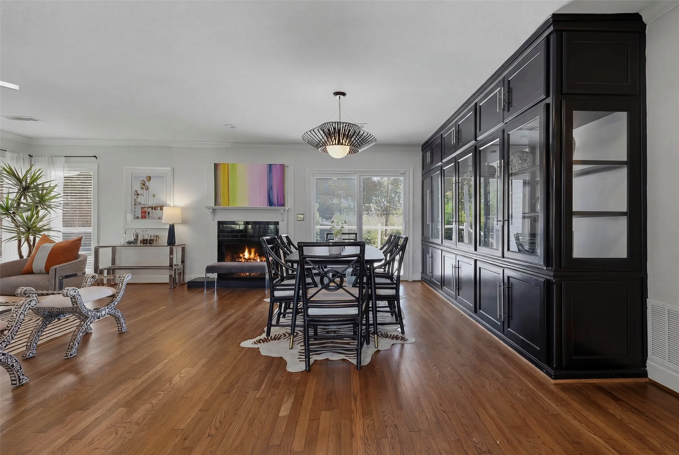 Single Family Residence For Sale in Tarrant County , 4817 Winthrop Avenue E, Fort Worth, Texas 76116, 3 Bedroom, 2 Bathroom, 2 Garage spaces, 1,716 Sqft, built in 1950, mls#21305798, Real Estate Agent in Fort Worth, Homes For Sale in Tarrant county, Homes For Sale in Fort Worth, Realtor in Fort Worth Texas, Real Estate Brokerage Independent Realty Texas, Luminita Cordes Realtor