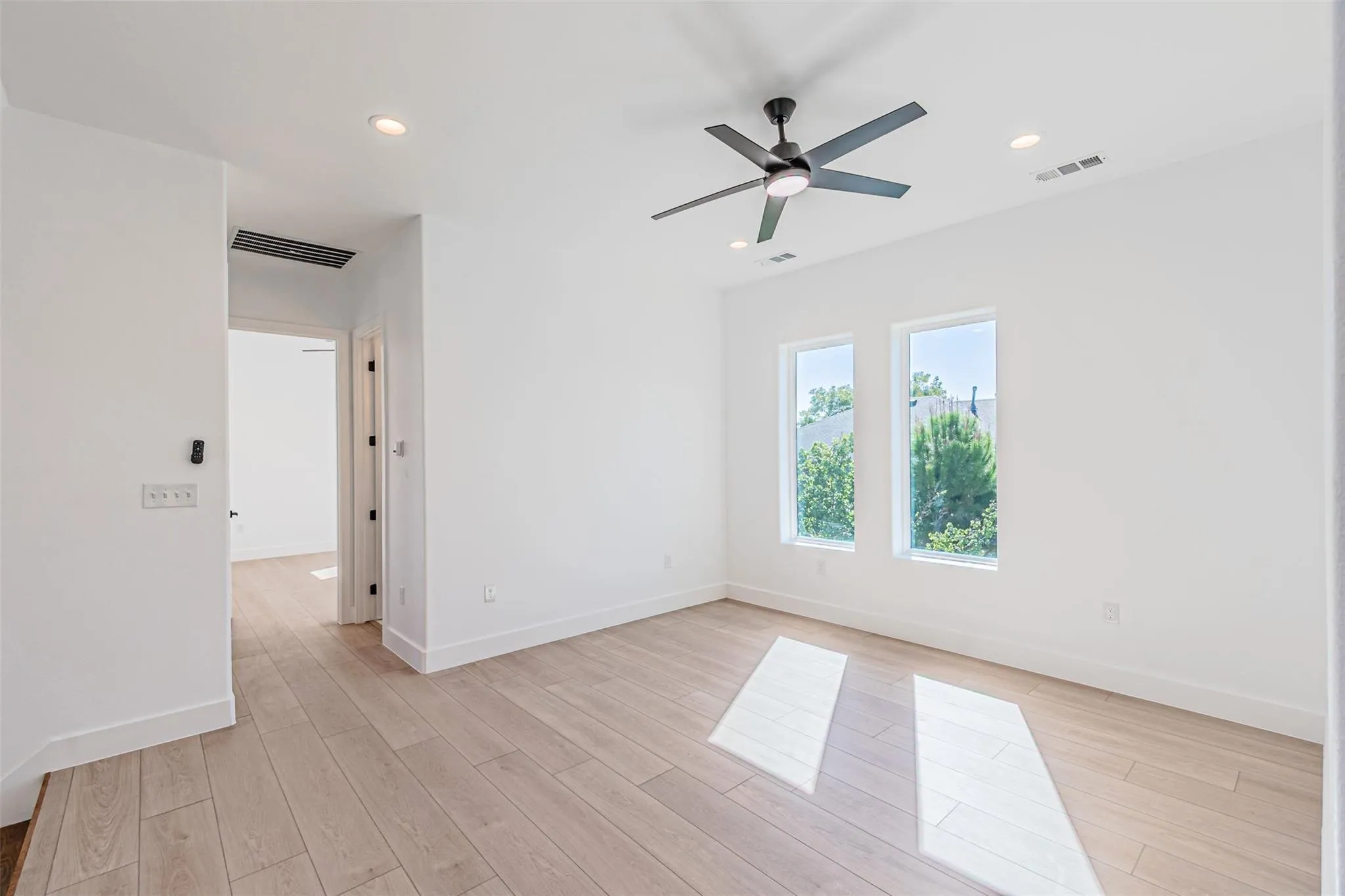 Single Family Residence For Rent in Dallas County , 4319 Sylvester Street, Dallas, Texas 75219, 4 Bedroom, 4 Bathroom, 2 Garage spaces, 2,966 Sqft, built in 2026, mls#21308246, Real Estate Agent in Dallas, Homes For Rent in Dallas county, Homes For Rent in Dallas, Realtor in Dallas Texas, Real Estate Brokerage Independent Realty Texas, Luminita Cordes Realtor