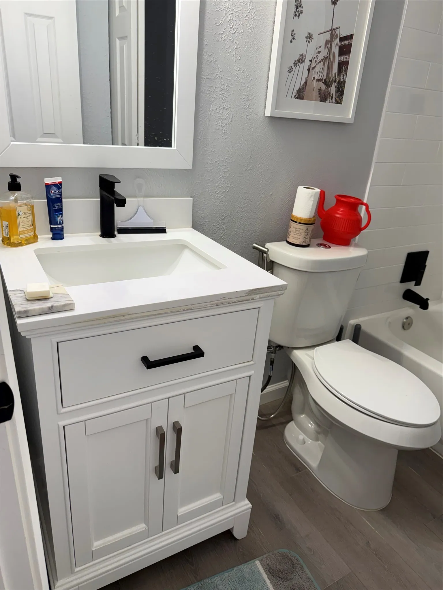 Single Family Residence For Sale in Tarrant County , 2611 Buck Trail, Euless, Texas 76039, 3 Bedroom, 2 Bathroom, 2 Garage spaces, 1,197 Sqft, built in 1982, mls#21308254, Real Estate Agent in Euless, Homes For Sale in Tarrant county, Homes For Sale in Euless, Realtor in Euless Texas, Real Estate Brokerage Independent Realty Texas, Luminita Cordes Realtor