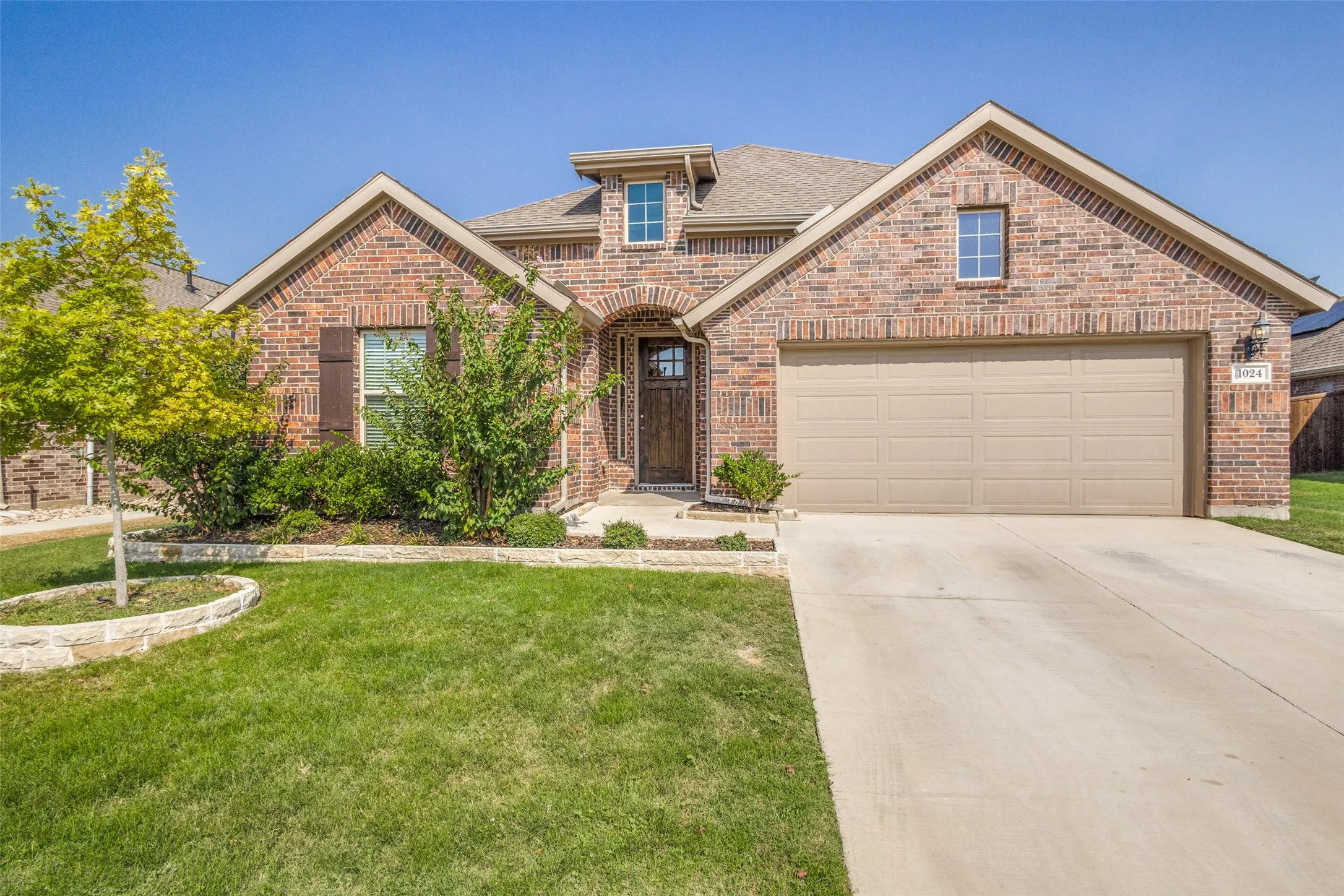 Single Family Residence For Sale in Denton County , 1024 Embers Lane, Denton, Texas 76201, 4 Bedroom, 3 Bathroom, 2 Garage spaces, 2,233 Sqft, built in 2021, mls#21303265, Real Estate Agent in Denton, Homes For Sale in Denton county, Homes For Sale in Denton, Realtor in Denton Texas, Real Estate Brokerage Independent Realty Texas, Luminita Cordes Realtor