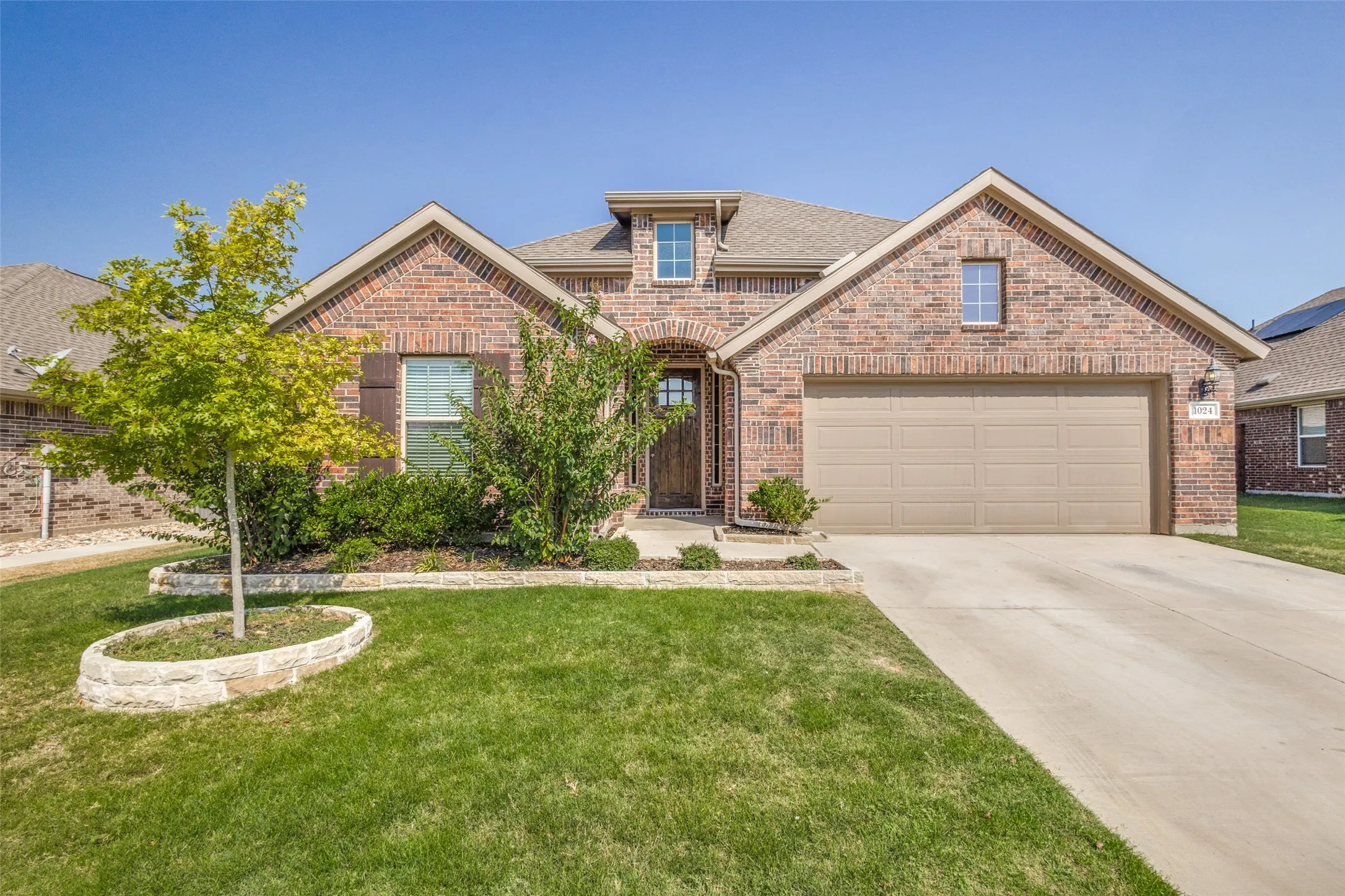 Single Family Residence For Sale in Denton County , 1024 Embers Lane, Denton, Texas 76201, 4 Bedroom, 3 Bathroom, 2 Garage spaces, 2,233 Sqft, built in 2021, mls#21303265, Real Estate Agent in Denton, Homes For Sale in Denton county, Homes For Sale in Denton, Realtor in Denton Texas, Real Estate Brokerage Independent Realty Texas, Luminita Cordes Realtor