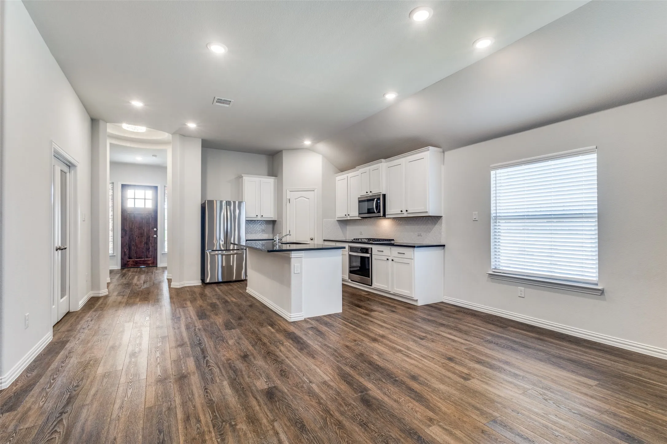 Single Family Residence For Sale in Denton County , 1024 Embers Lane, Denton, Texas 76201, 4 Bedroom, 3 Bathroom, 2 Garage spaces, 2,233 Sqft, built in 2021, mls#21303265, Real Estate Agent in Denton, Homes For Sale in Denton county, Homes For Sale in Denton, Realtor in Denton Texas, Real Estate Brokerage Independent Realty Texas, Luminita Cordes Realtor
