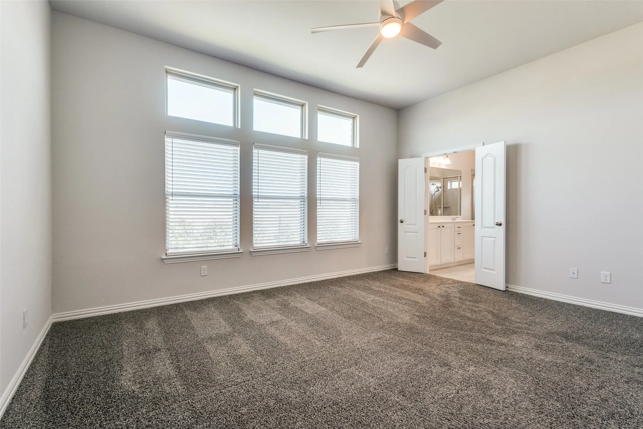 Single Family Residence For Sale in Denton County , 1024 Embers Lane, Denton, Texas 76201, 4 Bedroom, 3 Bathroom, 2 Garage spaces, 2,233 Sqft, built in 2021, mls#21303265, Real Estate Agent in Denton, Homes For Sale in Denton county, Homes For Sale in Denton, Realtor in Denton Texas, Real Estate Brokerage Independent Realty Texas, Luminita Cordes Realtor