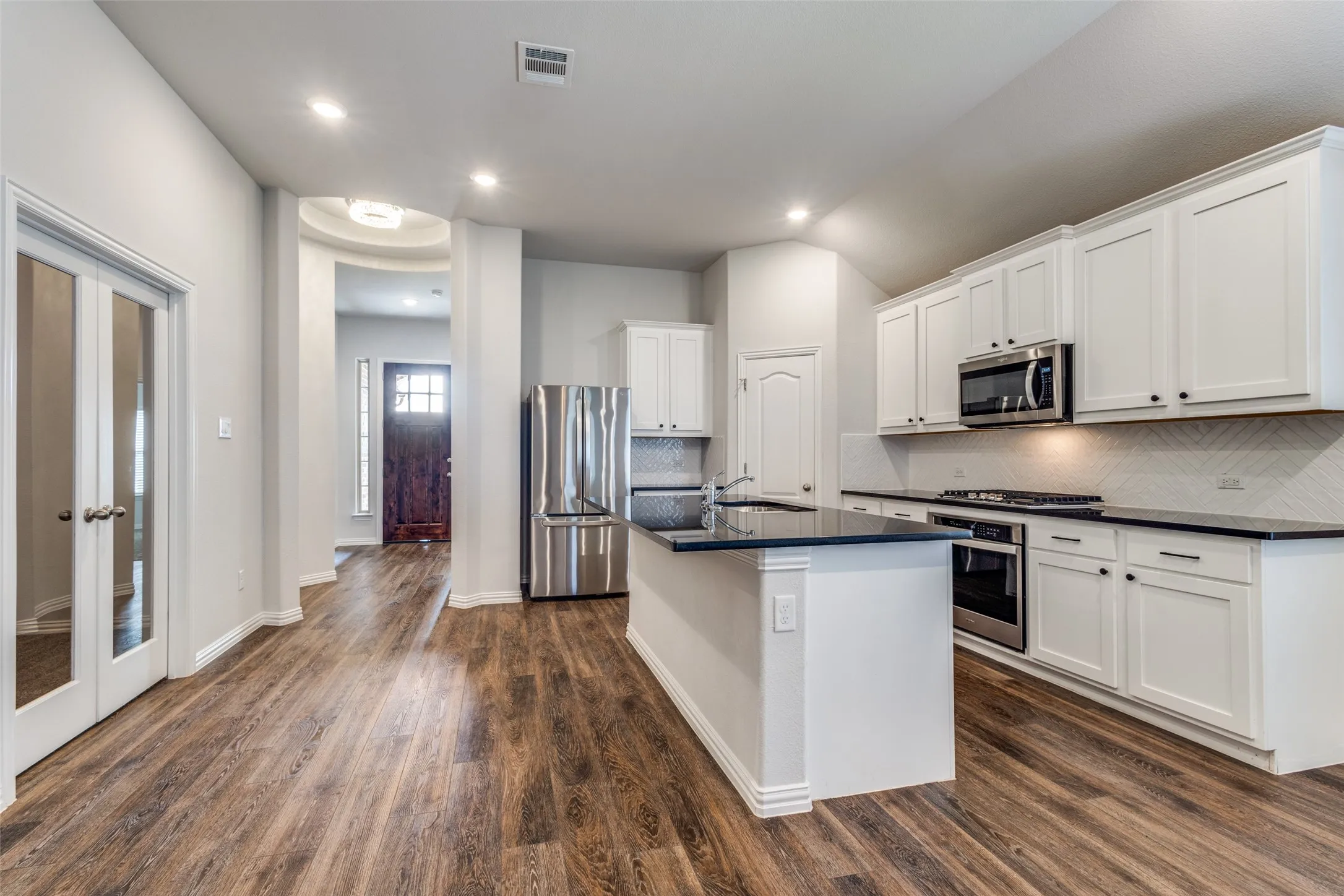 Single Family Residence For Sale in Denton County , 1024 Embers Lane, Denton, Texas 76201, 4 Bedroom, 3 Bathroom, 2 Garage spaces, 2,233 Sqft, built in 2021, mls#21303265, Real Estate Agent in Denton, Homes For Sale in Denton county, Homes For Sale in Denton, Realtor in Denton Texas, Real Estate Brokerage Independent Realty Texas, Luminita Cordes Realtor