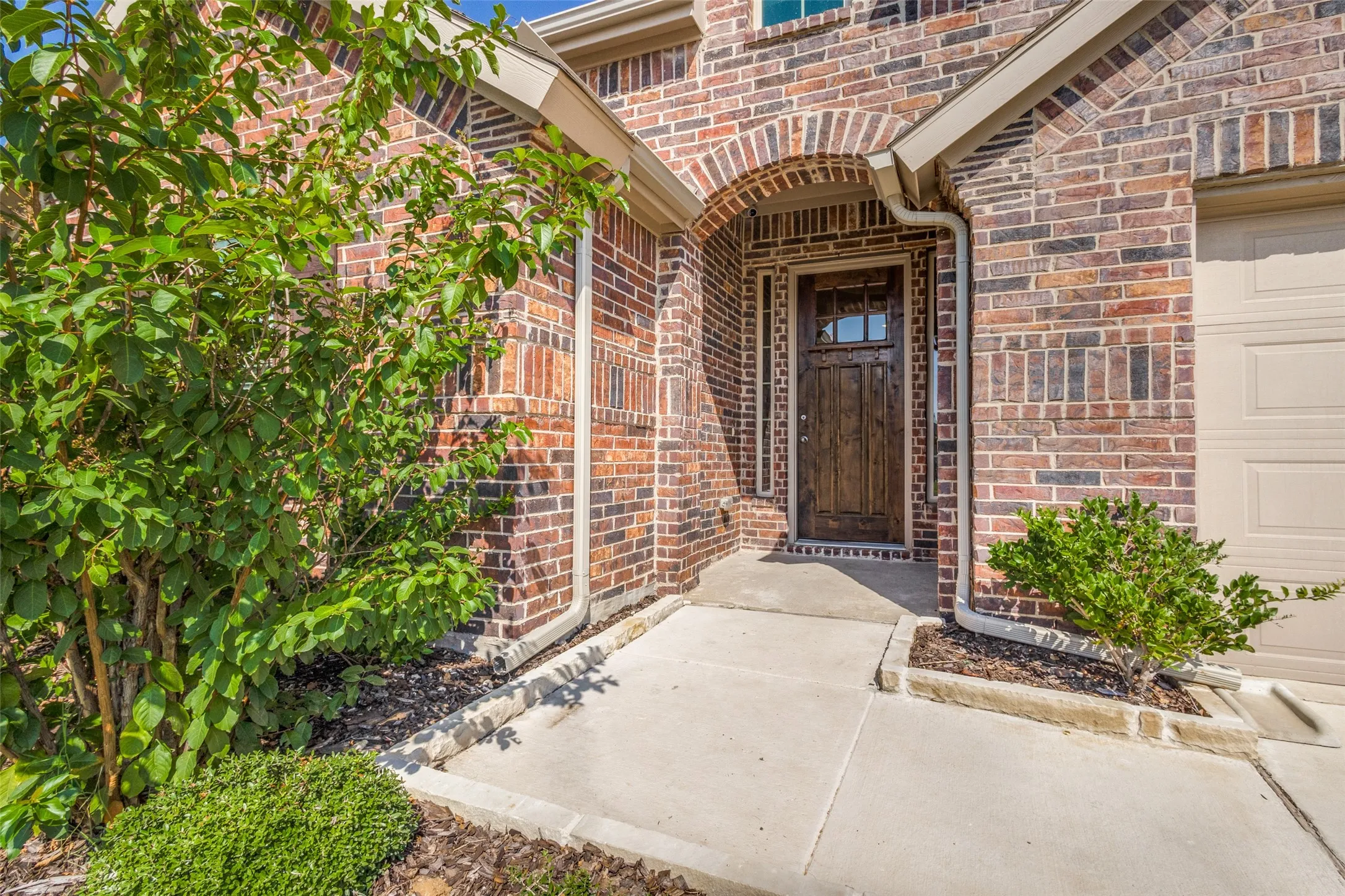 Single Family Residence For Sale in Denton County , 1024 Embers Lane, Denton, Texas 76201, 4 Bedroom, 3 Bathroom, 2 Garage spaces, 2,233 Sqft, built in 2021, mls#21303265, Real Estate Agent in Denton, Homes For Sale in Denton county, Homes For Sale in Denton, Realtor in Denton Texas, Real Estate Brokerage Independent Realty Texas, Luminita Cordes Realtor