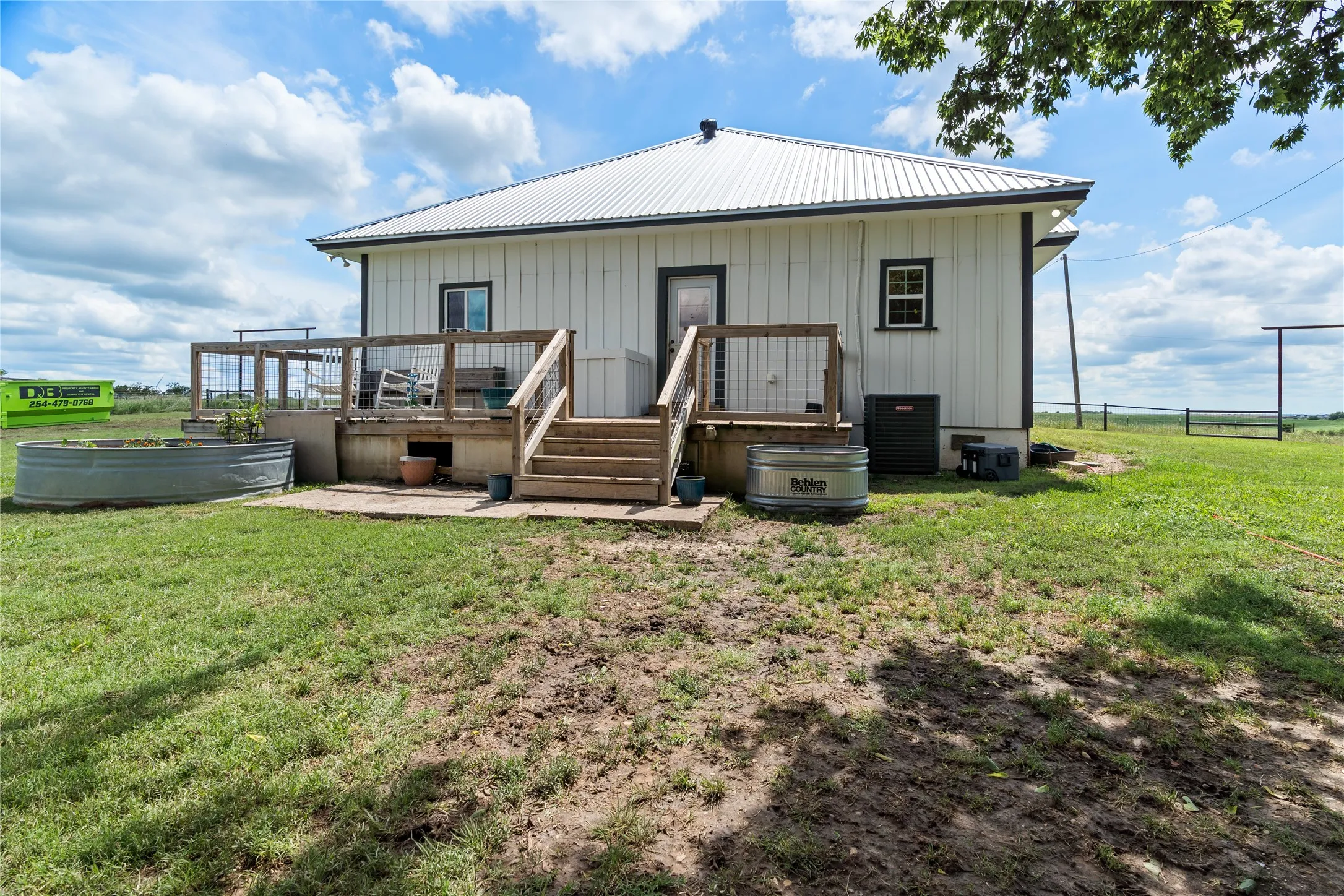 Farm For Sale in Hill County , 536 Hcr 3244, Penelope, Texas 76676, 3 Bedroom, 1 Bathroom, Garage spaces, 1,661 Sqft, built in 1902, mls#21307274, Real Estate Agent in Penelope, Homes For Sale in Hill county, Homes For Sale in Penelope, Realtor in Penelope Texas, Real Estate Brokerage Independent Realty Texas, Luminita Cordes Realtor