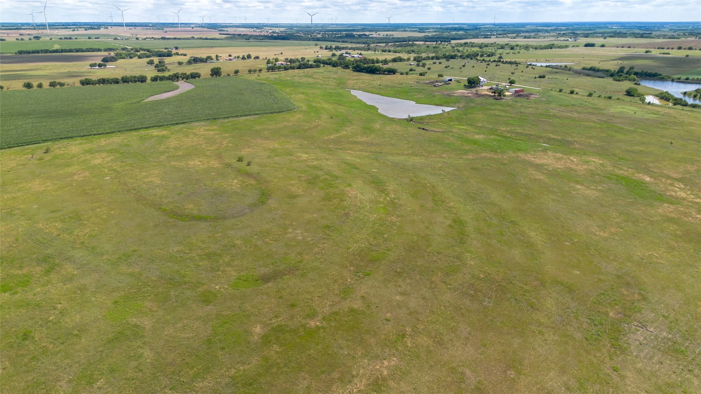 Farm For Sale in Hill County , 536 Hcr 3244, Penelope, Texas 76676, 3 Bedroom, 1 Bathroom, Garage spaces, 1,661 Sqft, built in 1902, mls#21307274, Real Estate Agent in Penelope, Homes For Sale in Hill county, Homes For Sale in Penelope, Realtor in Penelope Texas, Real Estate Brokerage Independent Realty Texas, Luminita Cordes Realtor