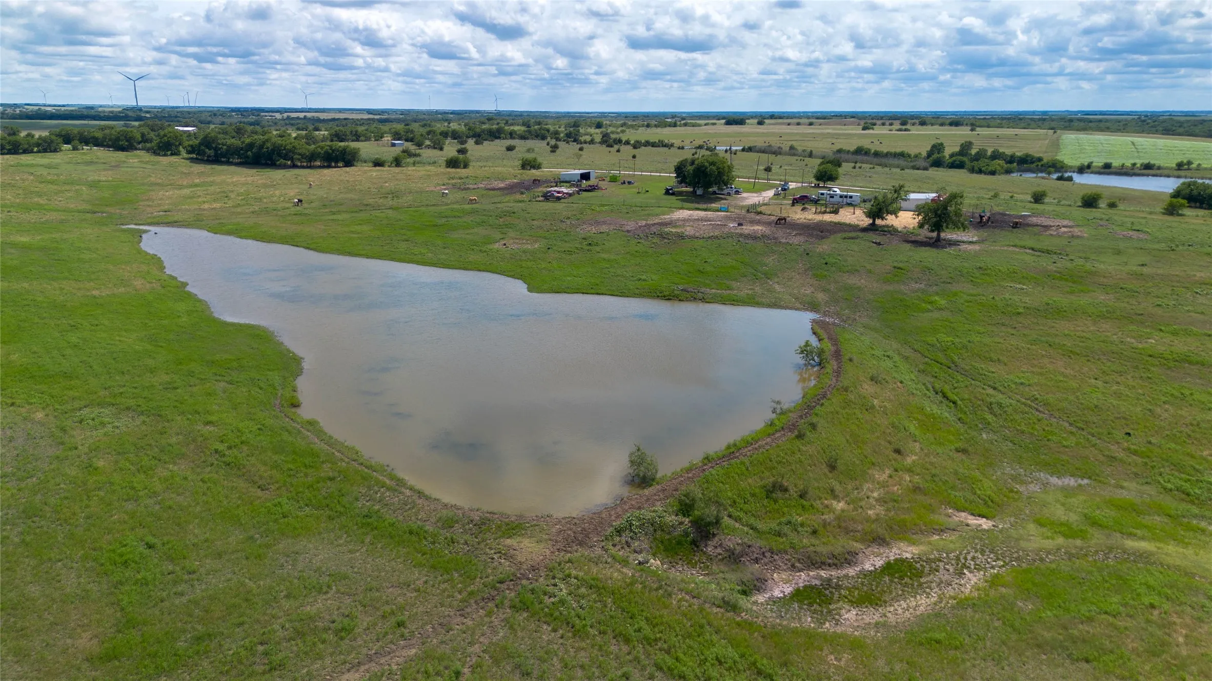 Farm For Sale in Hill County , 536 Hcr 3244, Penelope, Texas 76676, 3 Bedroom, 1 Bathroom, Garage spaces, 1,661 Sqft, built in 1902, mls#21307274, Real Estate Agent in Penelope, Homes For Sale in Hill county, Homes For Sale in Penelope, Realtor in Penelope Texas, Real Estate Brokerage Independent Realty Texas, Luminita Cordes Realtor