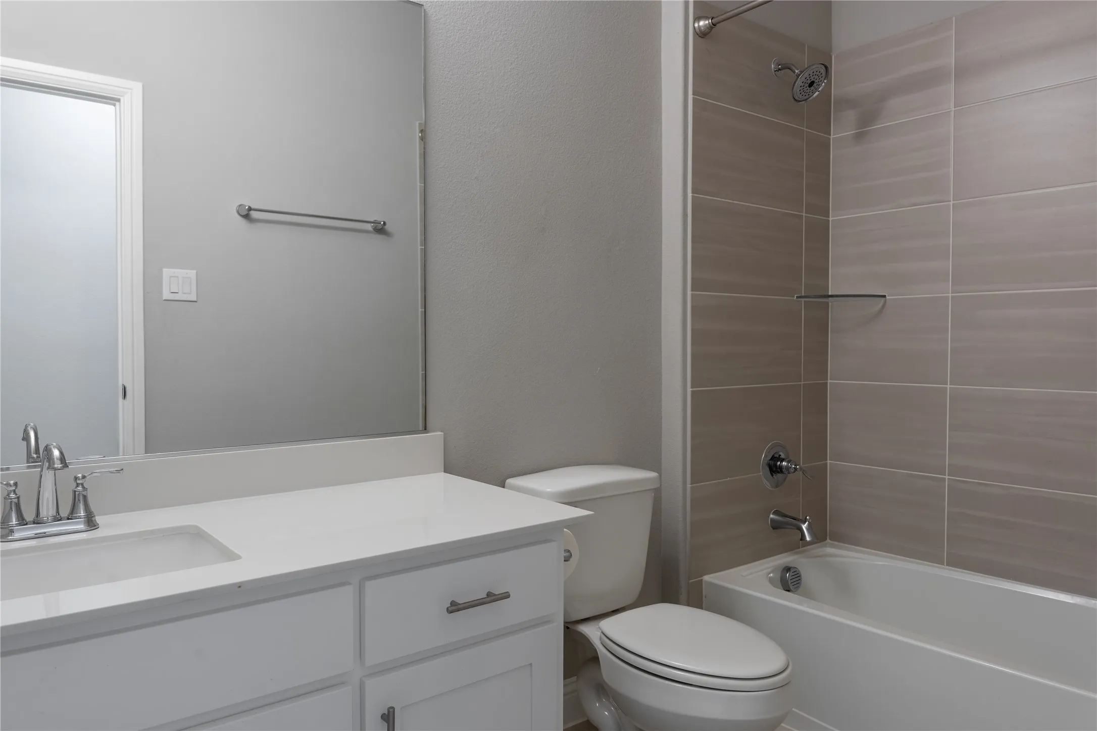 Single Family Residence For Rent in Collin County , 11436 Tusk Trail, Frisco, Texas 75035, 3 Bedroom, 4 Bathroom, 2 Garage spaces, 2,802 Sqft, built in 2022, mls#21308282, Real Estate Agent in Frisco, Homes For Rent in Collin county, Homes For Rent in Frisco, Realtor in Frisco Texas, Real Estate Brokerage Independent Realty Texas, Luminita Cordes Realtor