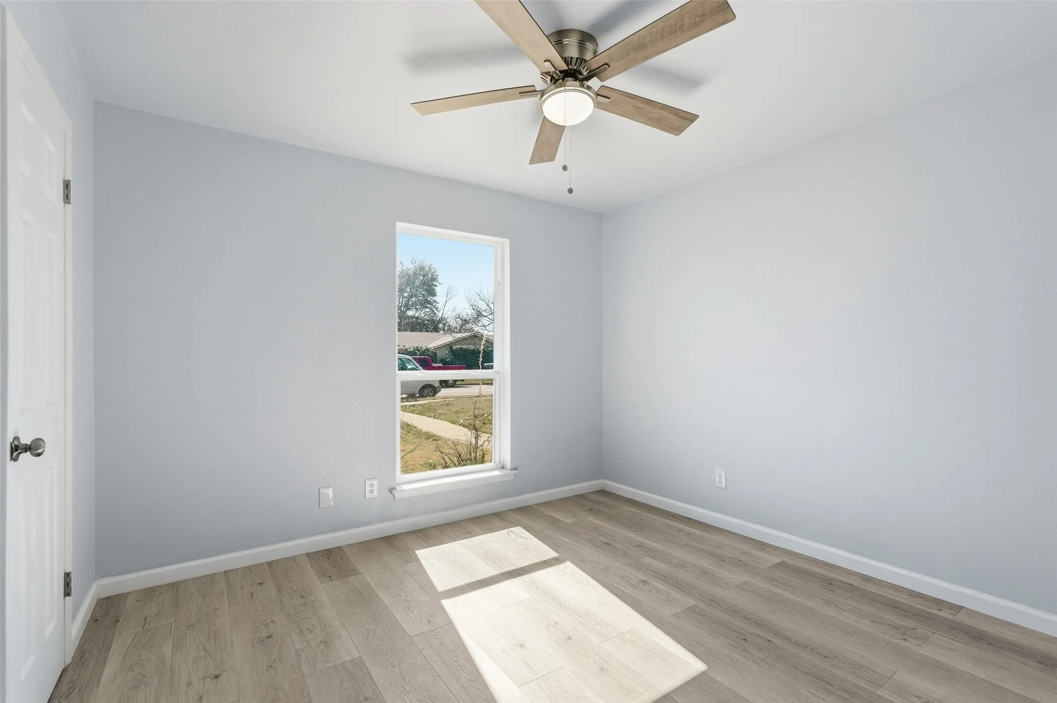 Single Family Residence For Sale in Dallas County , 1813 Crockett Street, Garland, Texas 75042, 4 Bedroom, 2 Bathroom, 2 Garage spaces, 2,080 Sqft, built in 1972, Price $362,000, mls#21306889, Real Estate Agent in Garland, Homes For Sale in Dallas county, Homes For Sale in Garland, Realtor in Garland Texas, Real Estate Brokerage Independent Realty Texas, Luminita Cordes Realtor