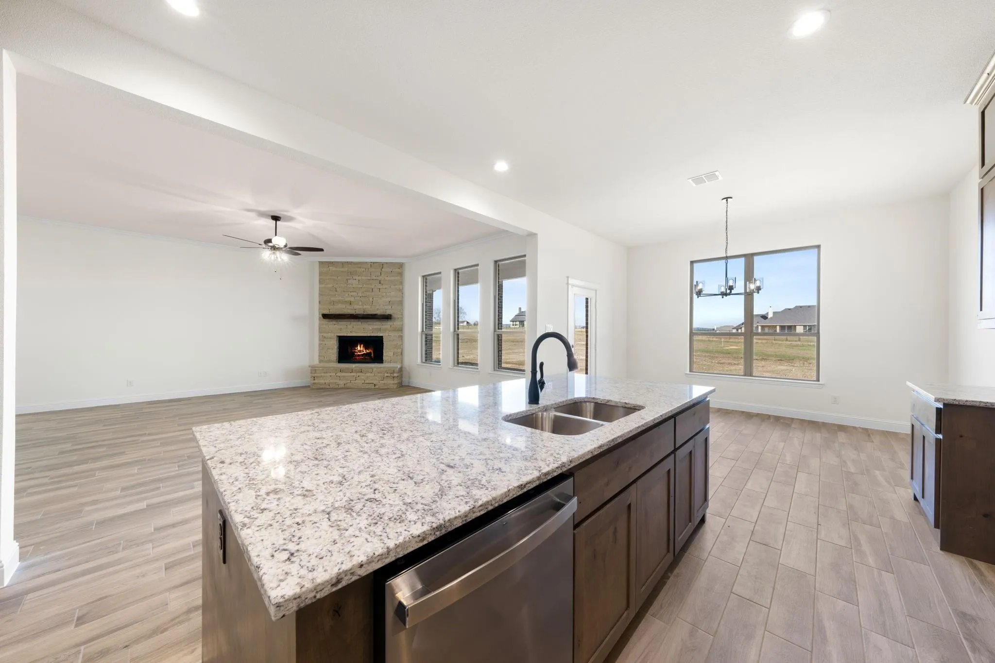 Single Family Residence For Sale in Ellis County , 440 Paradise Ridge Drive, Waxahachie, Texas 75167, 4 Bedroom, 3 Bathroom, 3 Garage spaces, 2,406 Sqft, built in 2026, mls#21308275, Real Estate Agent in Waxahachie, Homes For Sale in Ellis county, Homes For Sale in Waxahachie, Realtor in Waxahachie Texas, Real Estate Brokerage Independent Realty Texas, Luminita Cordes Realtor