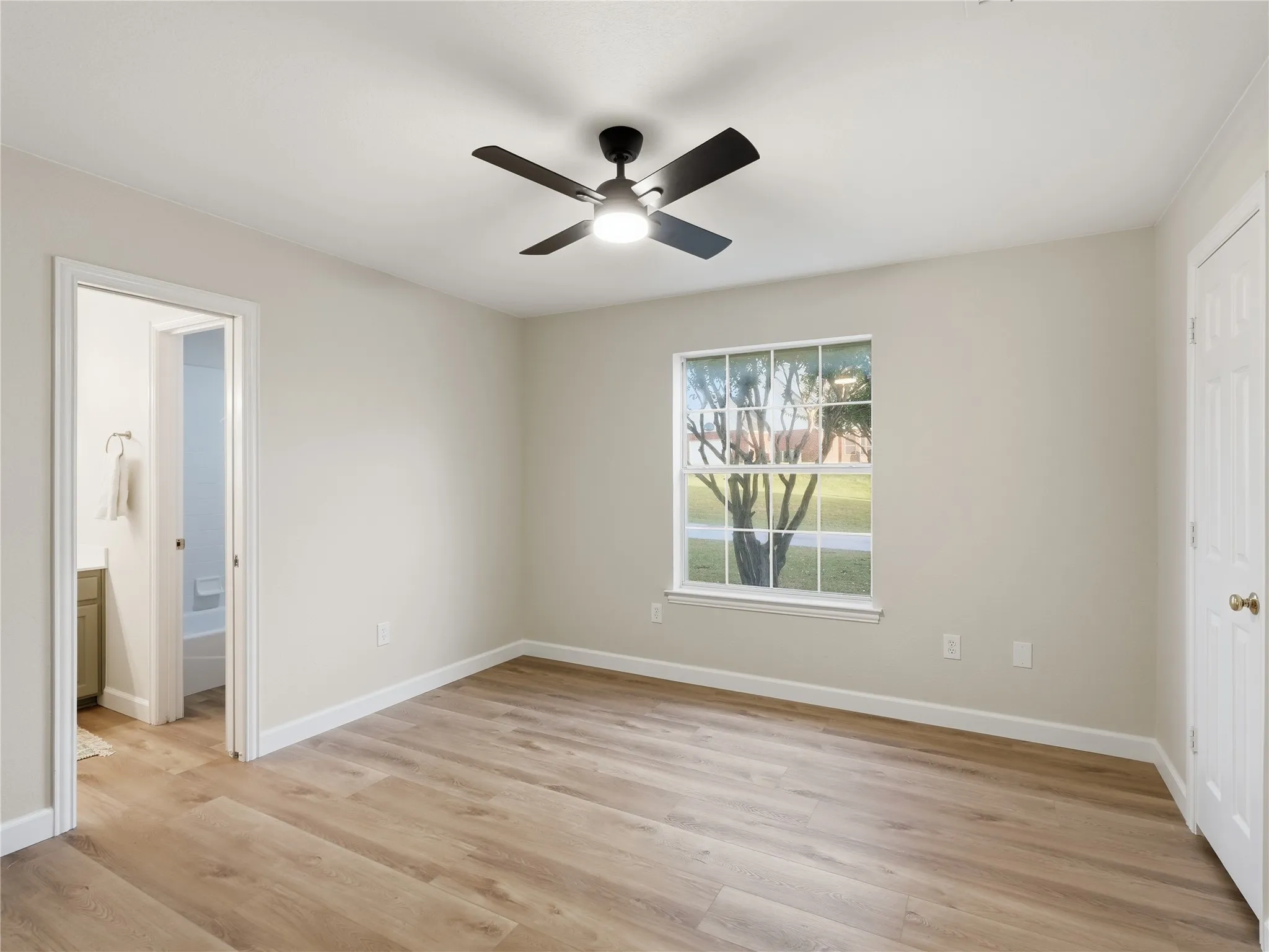 12x11-bedroom 2