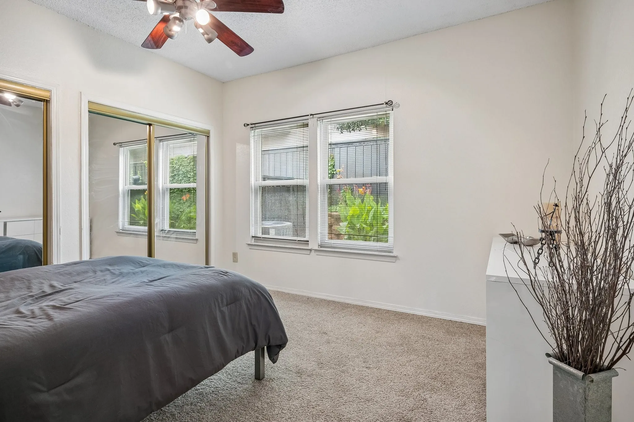 Nice size primary bedroom