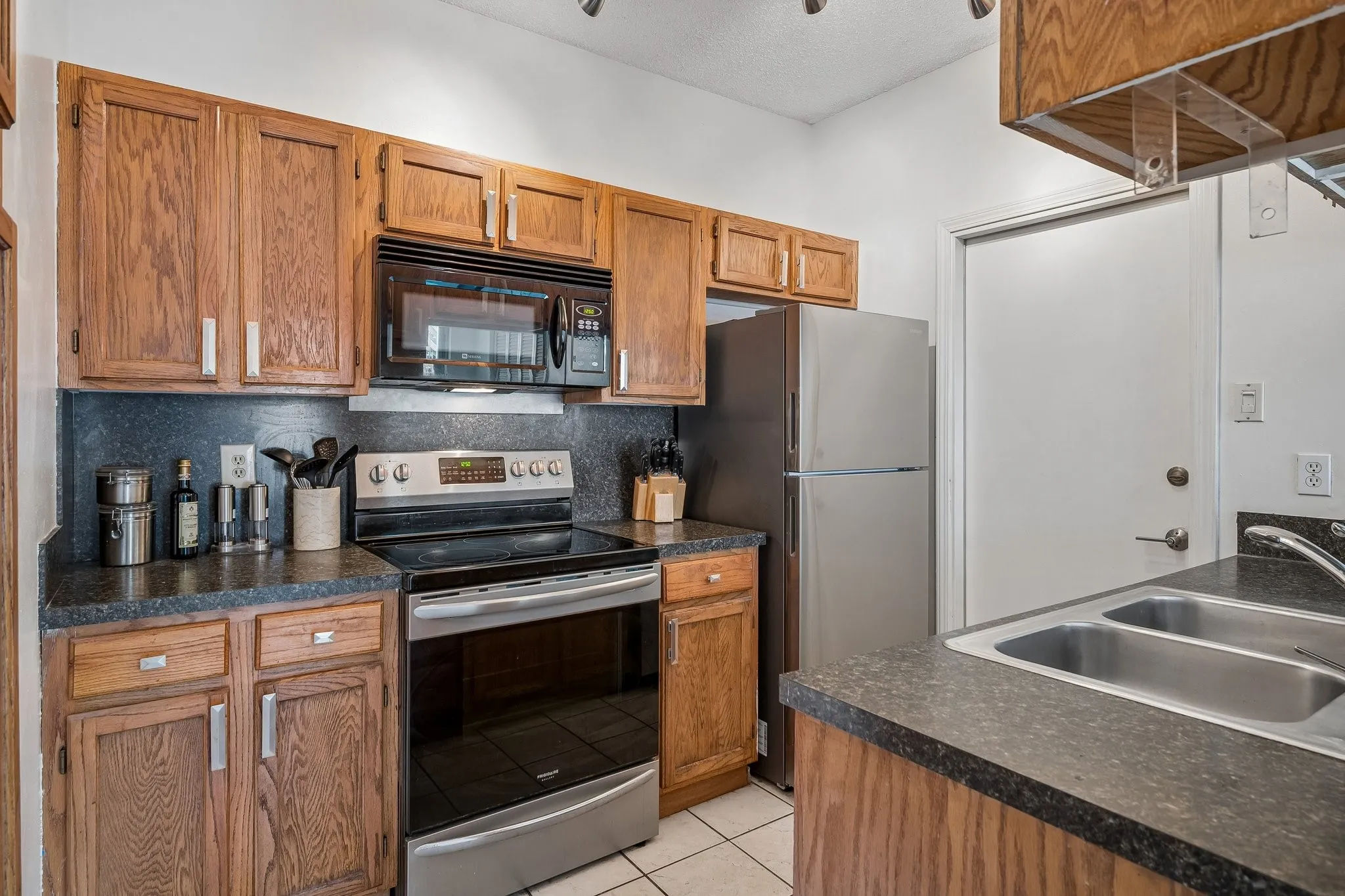 Another view of kitchen