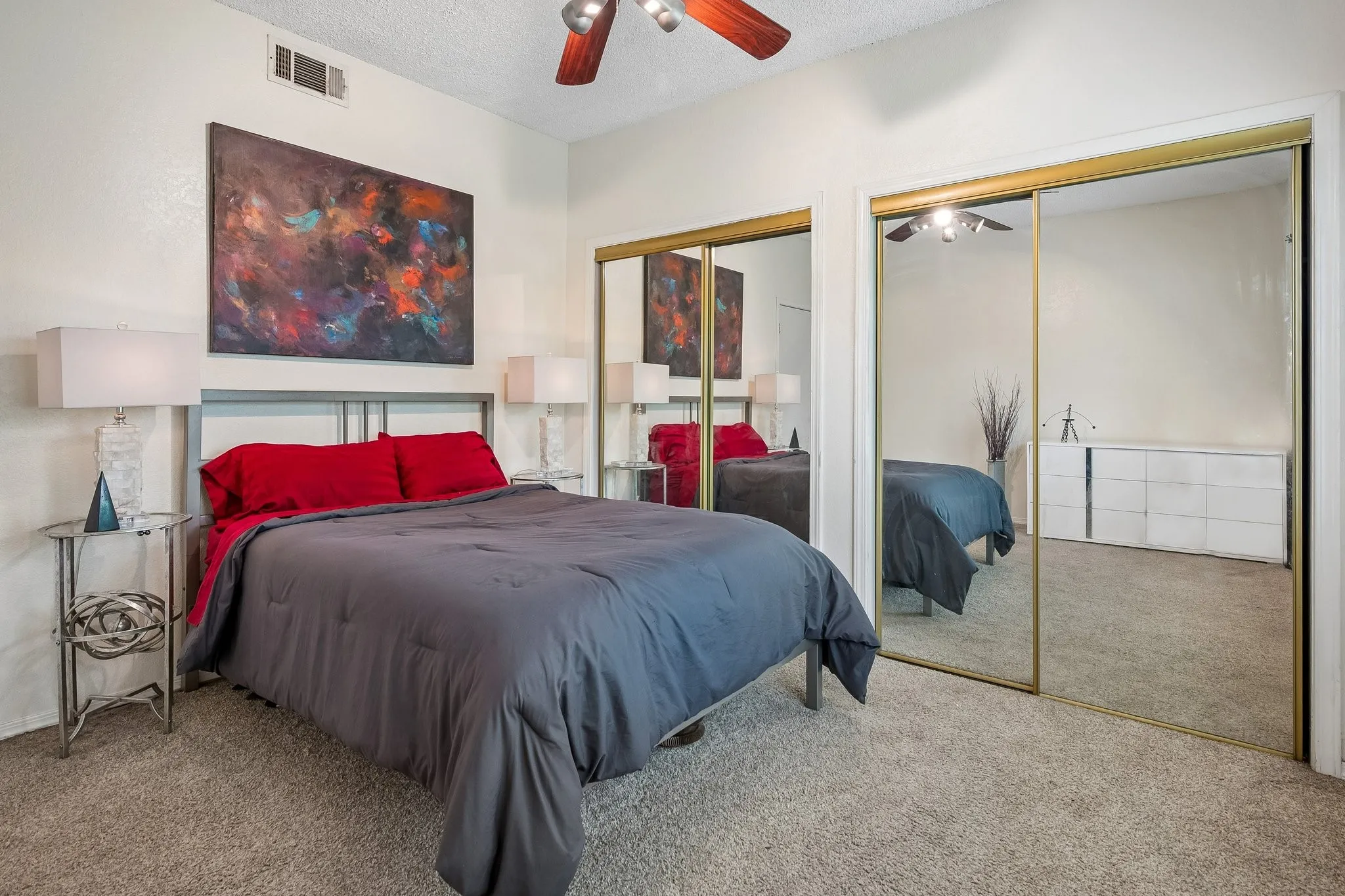Condominium For Sale in Dallas County , 5616 Preston Oaks Road 1405, Dallas, Texas 75254, 1 Bedroom, 1 Bathroom, 1 Garage spaces, 706 Sqft, built in 1982, mls#21300889, Real Estate Agent in Dallas, Homes For Sale in Dallas county, Homes For Sale in Dallas, Realtor in Dallas Texas, Real Estate Brokerage Independent Realty Texas, Luminita Cordes Realtor