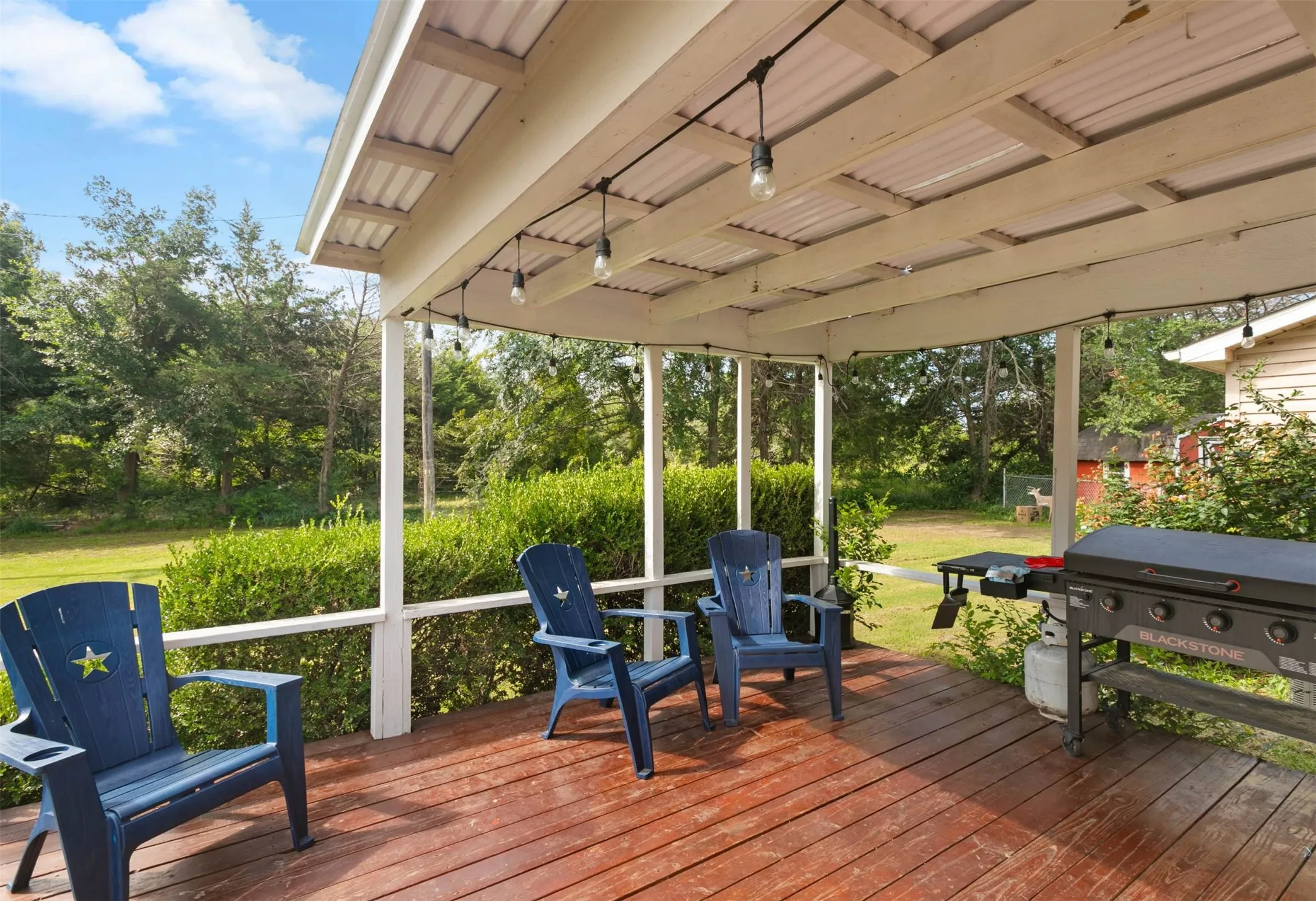 Single Family Residence For Sale in Fannin County , 1400 Nunn Circle, Bonham, Texas 75418, 4 Bedroom, 2 Bathroom, 1 Garage spaces, 1,606 Sqft, built in 1986, mls#21308264, Real Estate Agent in Bonham, Homes For Sale in Fannin county, Homes For Sale in Bonham, Realtor in Bonham Texas, Real Estate Brokerage Independent Realty Texas, Luminita Cordes Realtor