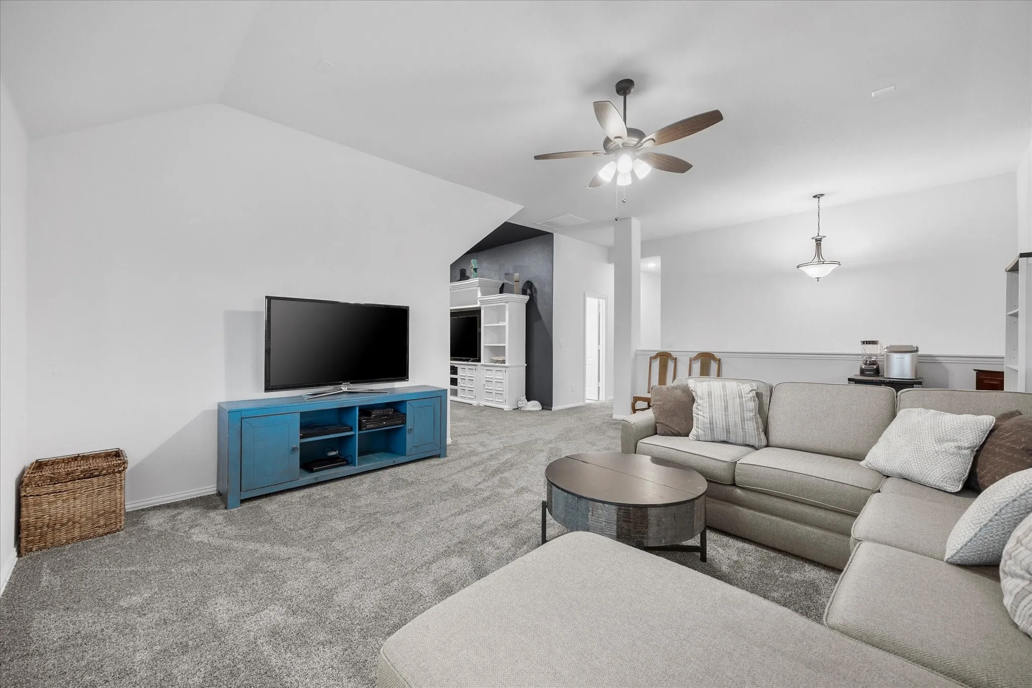 Single Family Residence For Sale in Rockwall County , 1904 Frediano Lane, Mclendon Chisholm, Texas 75032, 5 Bedroom, 4 Bathroom, 3 Garage spaces, 3,480 Sqft, built in 2022, mls#21308146, Real Estate Agent in Mclendon Chisholm, Homes For Sale in Rockwall county, Homes For Sale in Mclendon Chisholm, Realtor in Mclendon Chisholm Texas, Real Estate Brokerage Independent Realty Texas, Luminita Cordes Realtor