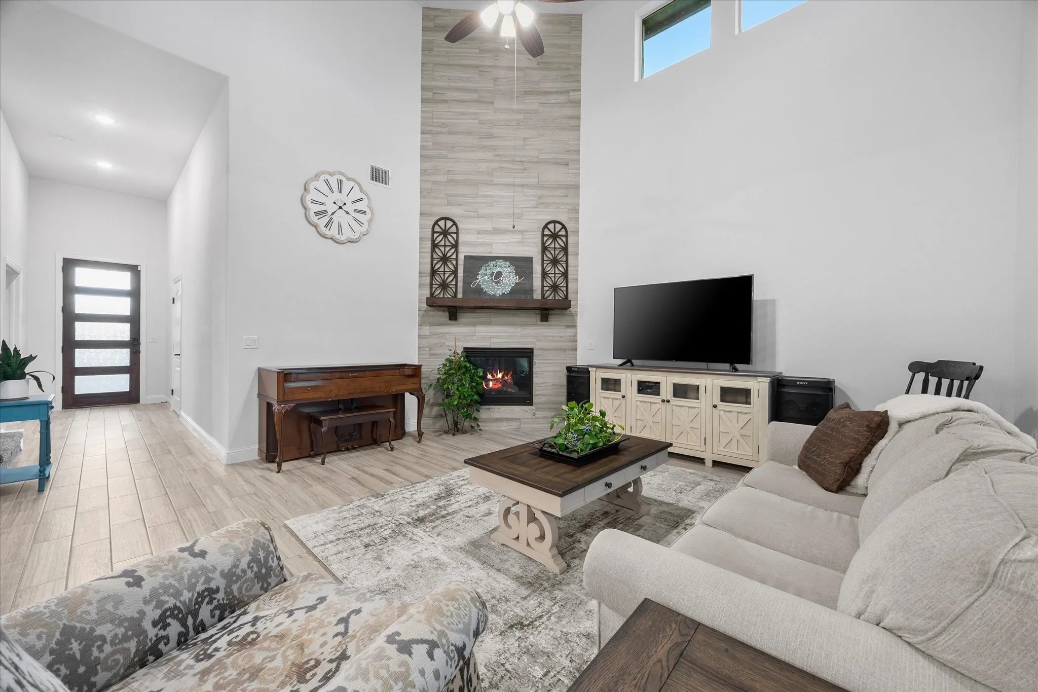 Single Family Residence For Sale in Rockwall County , 1904 Frediano Lane, Mclendon Chisholm, Texas 75032, 5 Bedroom, 4 Bathroom, 3 Garage spaces, 3,480 Sqft, built in 2022, mls#21308146, Real Estate Agent in Mclendon Chisholm, Homes For Sale in Rockwall county, Homes For Sale in Mclendon Chisholm, Realtor in Mclendon Chisholm Texas, Real Estate Brokerage Independent Realty Texas, Luminita Cordes Realtor