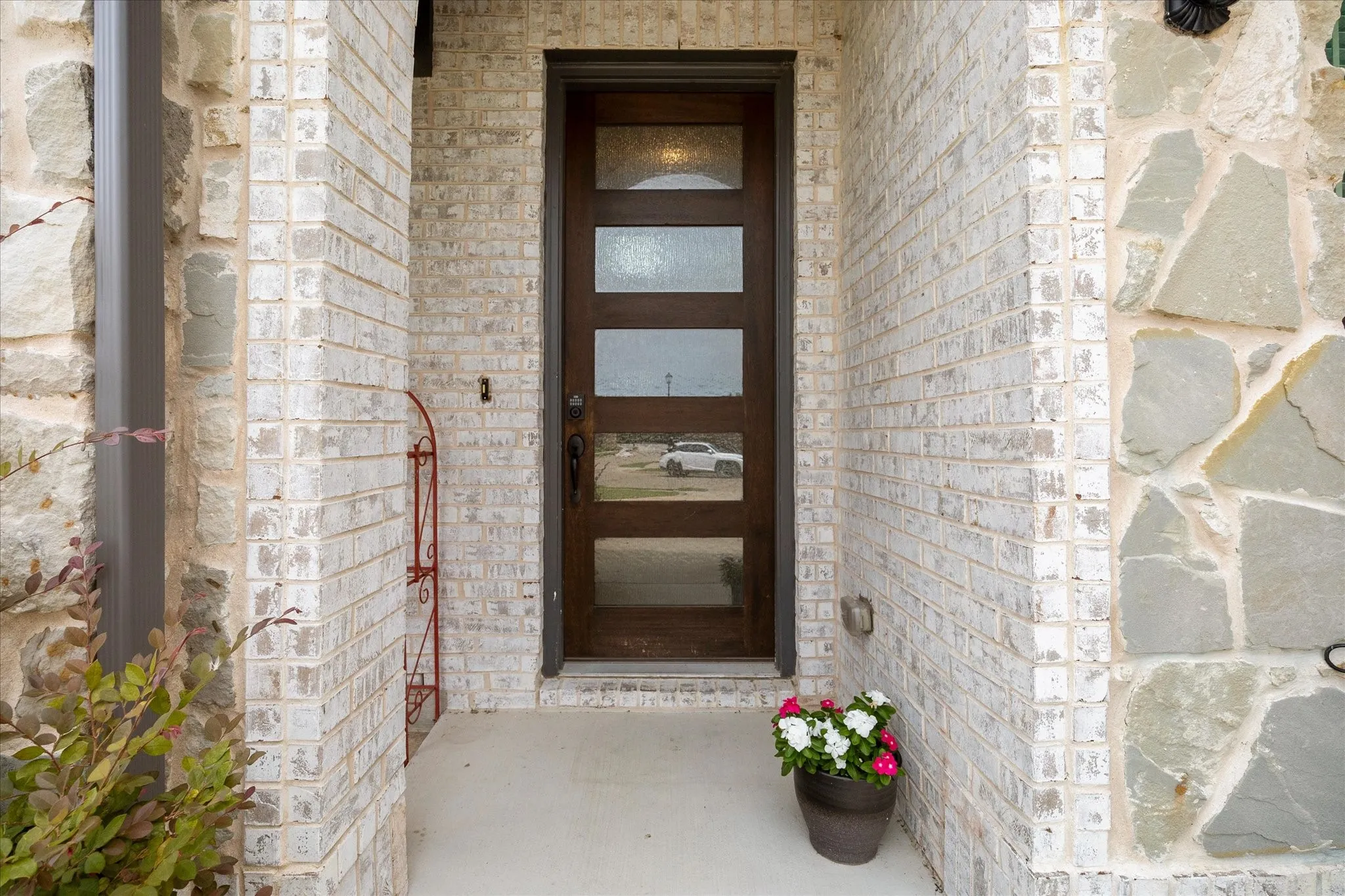 Single Family Residence For Sale in Rockwall County , 1904 Frediano Lane, Mclendon Chisholm, Texas 75032, 5 Bedroom, 4 Bathroom, 3 Garage spaces, 3,480 Sqft, built in 2022, mls#21308146, Real Estate Agent in Mclendon Chisholm, Homes For Sale in Rockwall county, Homes For Sale in Mclendon Chisholm, Realtor in Mclendon Chisholm Texas, Real Estate Brokerage Independent Realty Texas, Luminita Cordes Realtor