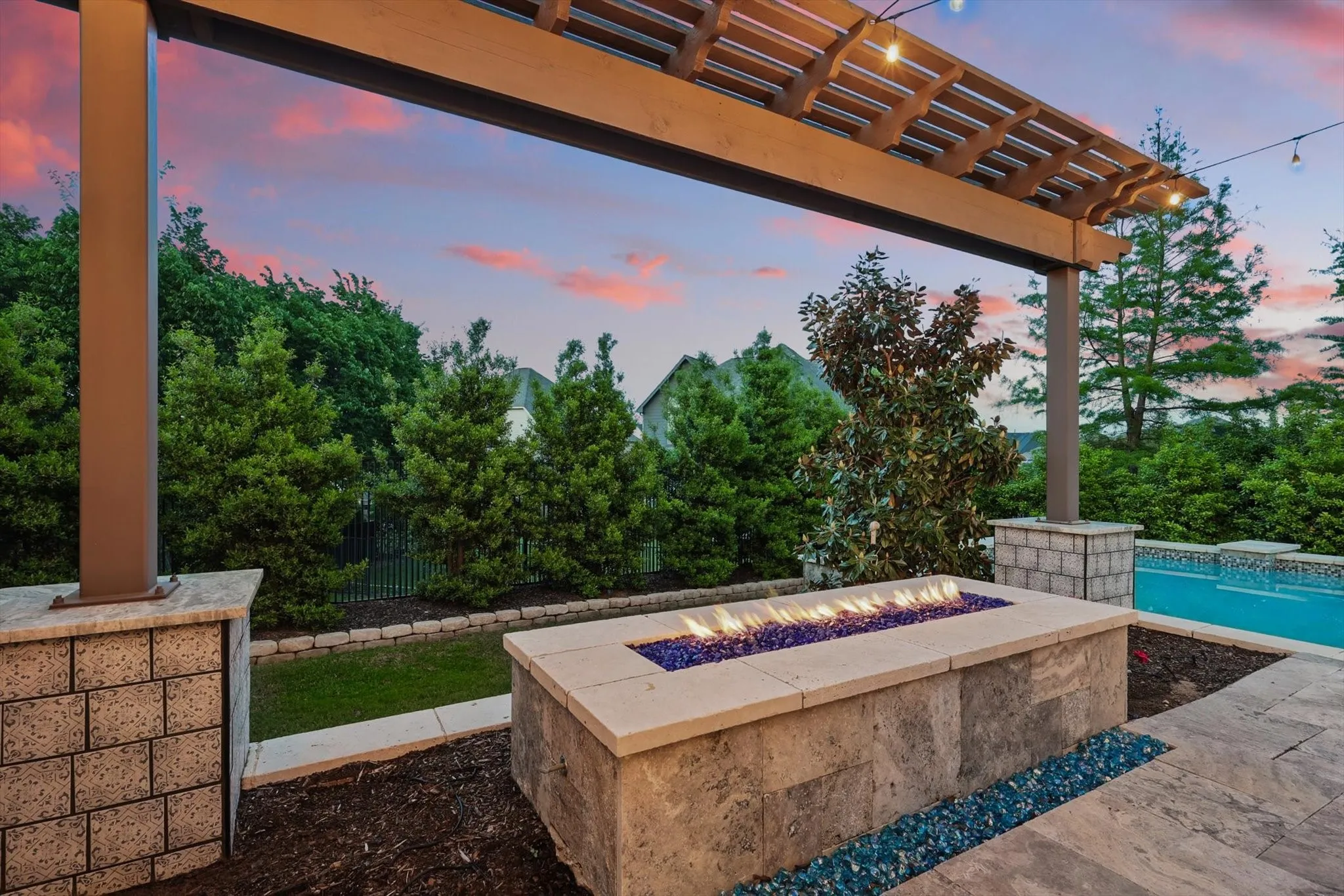 Single Family Residence For Sale in Denton County , 6325 Via Italia Drive, Flower Mound, Texas 75077, 5 Bedroom, 5 Bathroom, 4 Garage spaces, 5,677 Sqft, built in 2017, mls#21306045, Real Estate Agent in Flower Mound, Homes For Sale in Denton county, Homes For Sale in Flower Mound, Realtor in Flower Mound Texas, Real Estate Brokerage Independent Realty Texas, Luminita Cordes Realtor