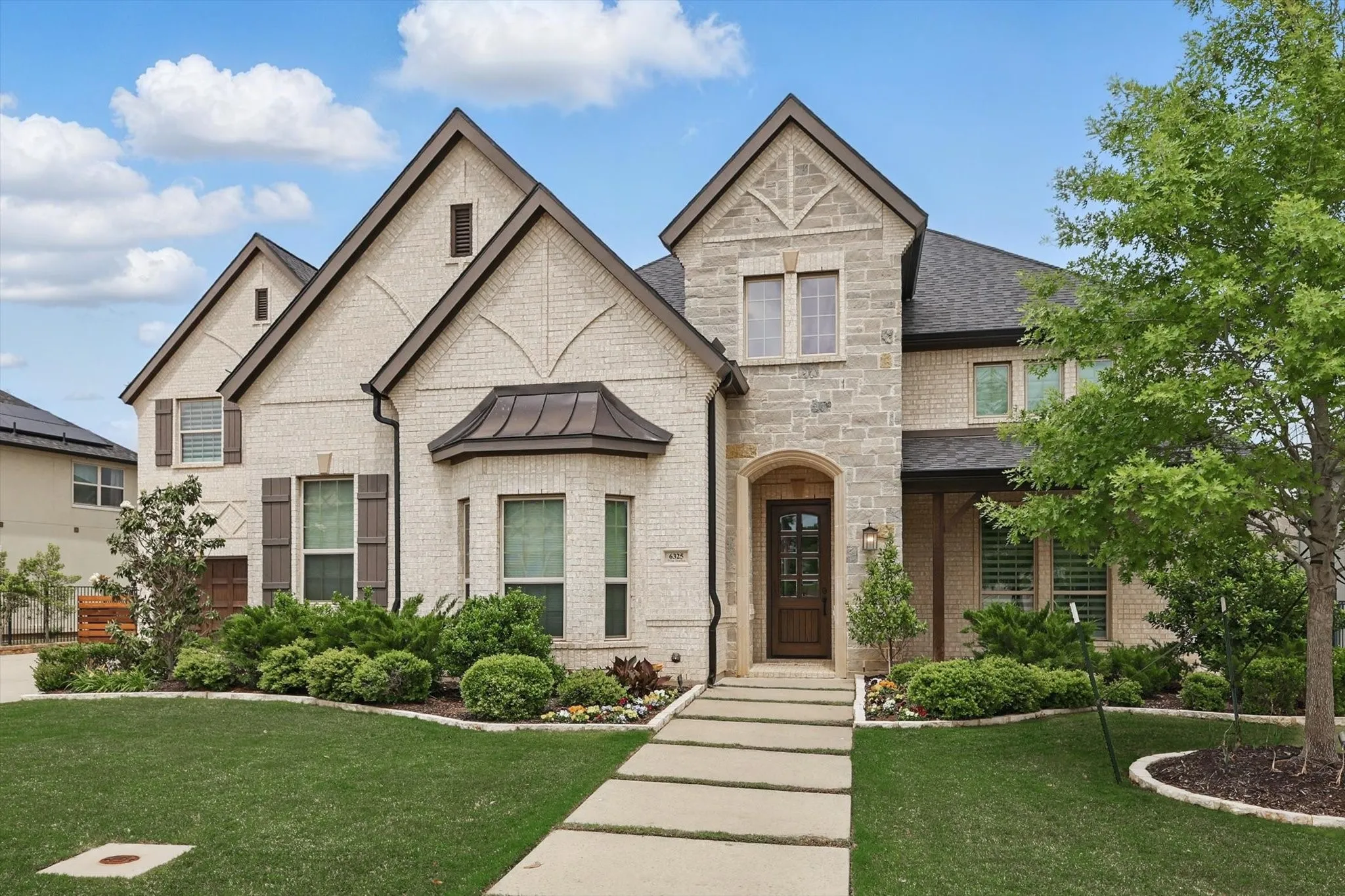 Single Family Residence For Sale in Denton County , 6325 Via Italia Drive, Flower Mound, Texas 75077, 5 Bedroom, 5 Bathroom, 4 Garage spaces, 5,677 Sqft, built in 2017, mls#21306045, Real Estate Agent in Flower Mound, Homes For Sale in Denton county, Homes For Sale in Flower Mound, Realtor in Flower Mound Texas, Real Estate Brokerage Independent Realty Texas, Luminita Cordes Realtor