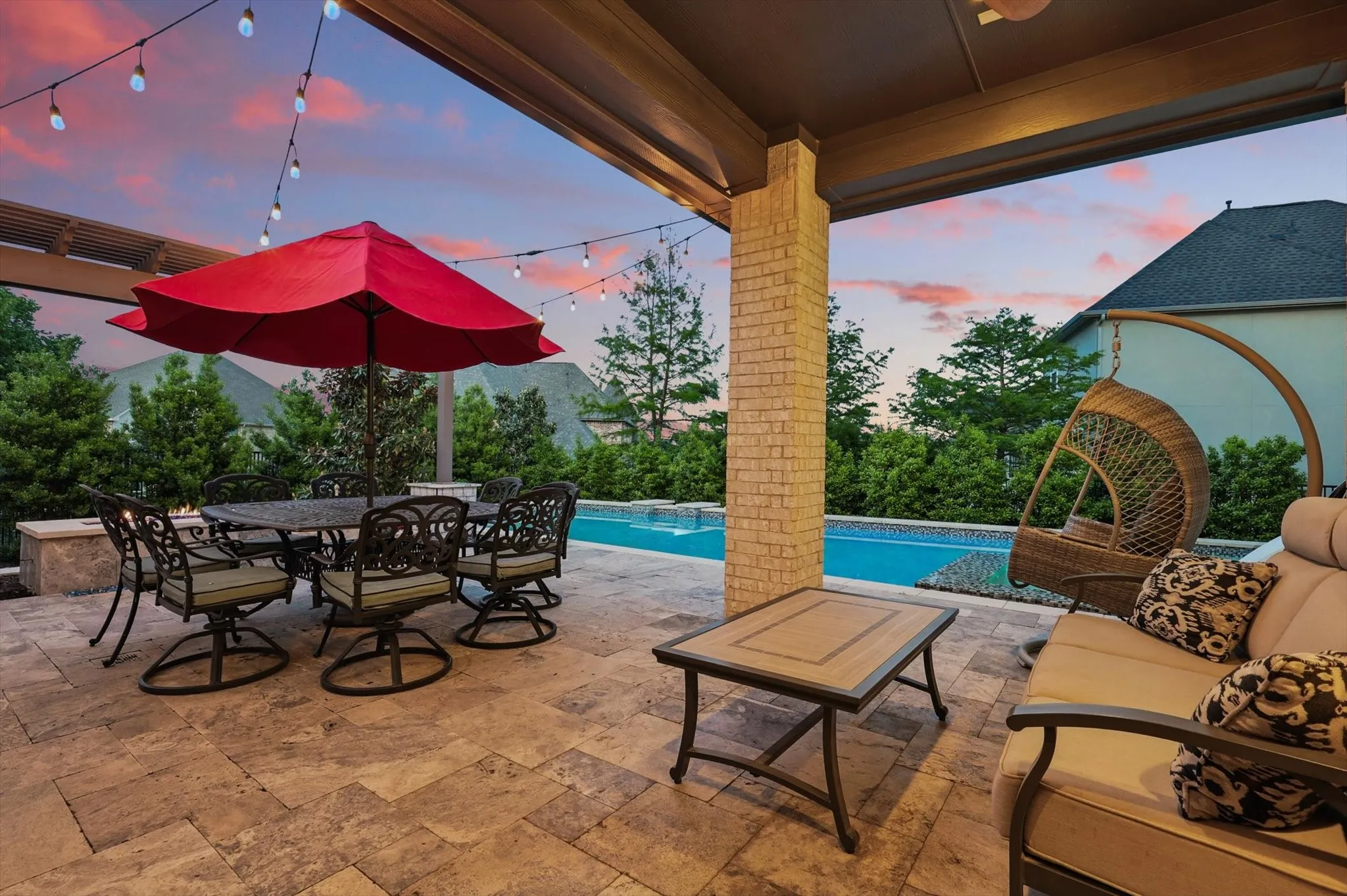 Single Family Residence For Sale in Denton County , 6325 Via Italia Drive, Flower Mound, Texas 75077, 5 Bedroom, 5 Bathroom, 4 Garage spaces, 5,677 Sqft, built in 2017, mls#21306045, Real Estate Agent in Flower Mound, Homes For Sale in Denton county, Homes For Sale in Flower Mound, Realtor in Flower Mound Texas, Real Estate Brokerage Independent Realty Texas, Luminita Cordes Realtor