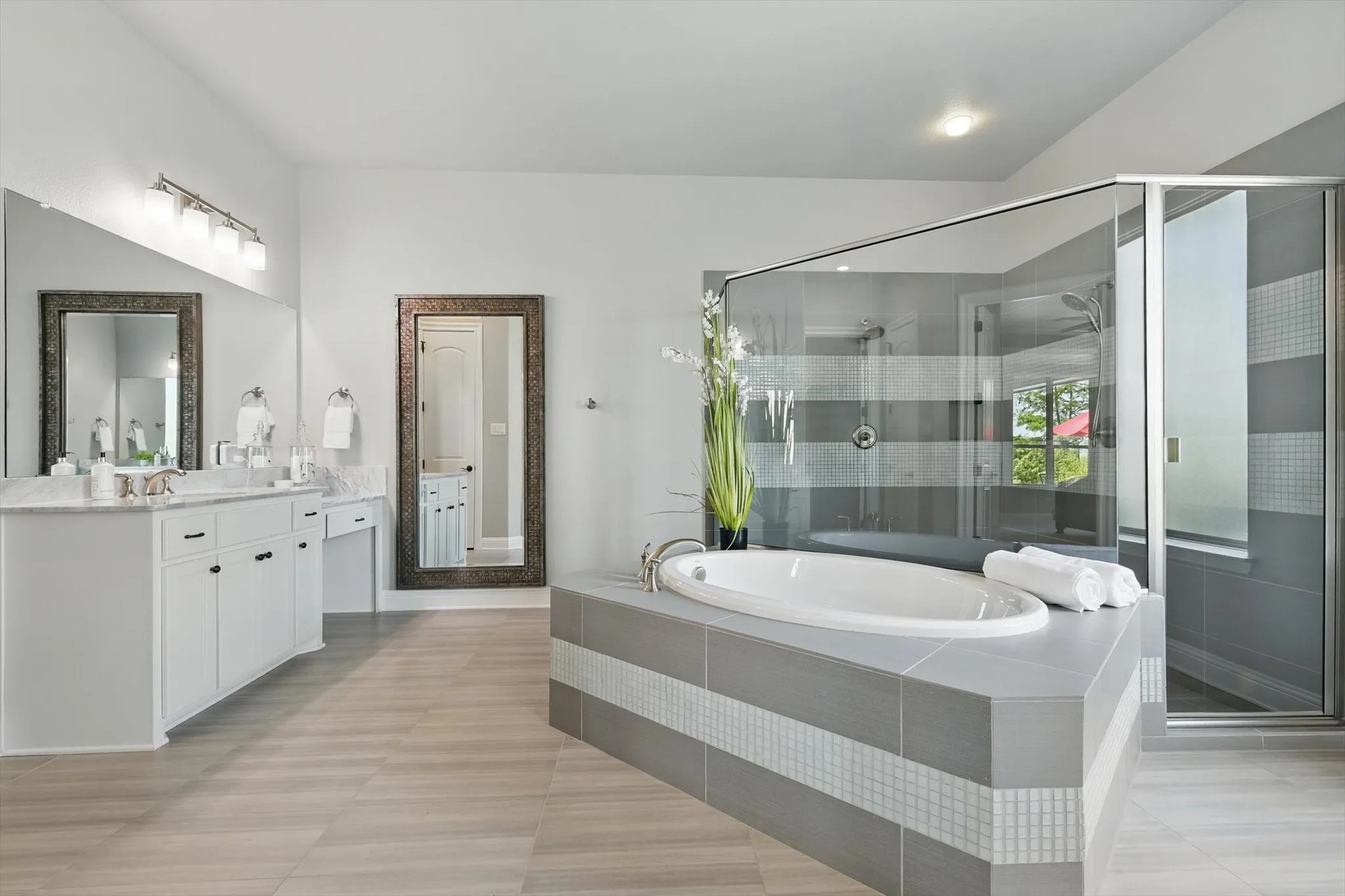 Single Family Residence For Sale in Denton County , 6325 Via Italia Drive, Flower Mound, Texas 75077, 5 Bedroom, 5 Bathroom, 4 Garage spaces, 5,677 Sqft, built in 2017, mls#21306045, Real Estate Agent in Flower Mound, Homes For Sale in Denton county, Homes For Sale in Flower Mound, Realtor in Flower Mound Texas, Real Estate Brokerage Independent Realty Texas, Luminita Cordes Realtor