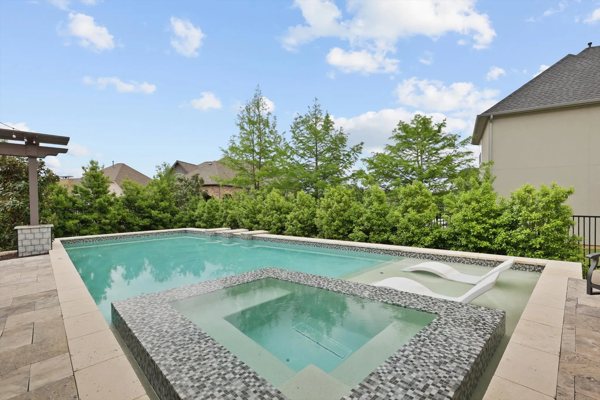 Single Family Residence For Sale in Denton County , 6325 Via Italia Drive, Flower Mound, Texas 75077, 5 Bedroom, 5 Bathroom, 4 Garage spaces, 5,677 Sqft, built in 2017, mls#21306045, Real Estate Agent in Flower Mound, Homes For Sale in Denton county, Homes For Sale in Flower Mound, Realtor in Flower Mound Texas, Real Estate Brokerage Independent Realty Texas, Luminita Cordes Realtor