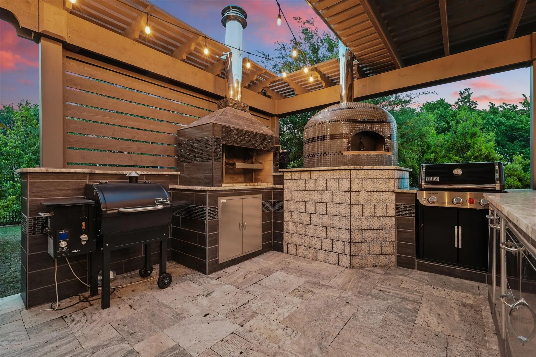 Single Family Residence For Sale in Denton County , 6325 Via Italia Drive, Flower Mound, Texas 75077, 5 Bedroom, 5 Bathroom, 4 Garage spaces, 5,677 Sqft, built in 2017, mls#21306045, Real Estate Agent in Flower Mound, Homes For Sale in Denton county, Homes For Sale in Flower Mound, Realtor in Flower Mound Texas, Real Estate Brokerage Independent Realty Texas, Luminita Cordes Realtor