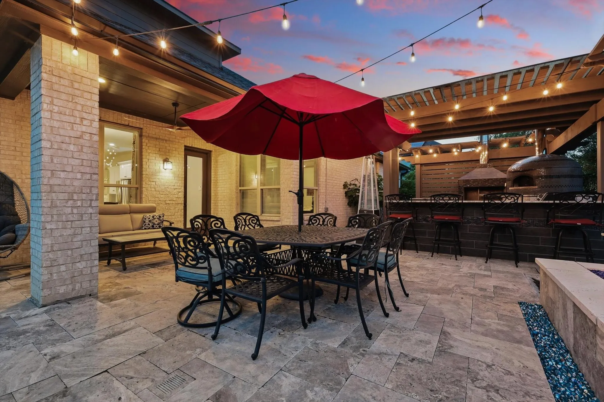 Single Family Residence For Sale in Denton County , 6325 Via Italia Drive, Flower Mound, Texas 75077, 5 Bedroom, 5 Bathroom, 4 Garage spaces, 5,677 Sqft, built in 2017, mls#21306045, Real Estate Agent in Flower Mound, Homes For Sale in Denton county, Homes For Sale in Flower Mound, Realtor in Flower Mound Texas, Real Estate Brokerage Independent Realty Texas, Luminita Cordes Realtor