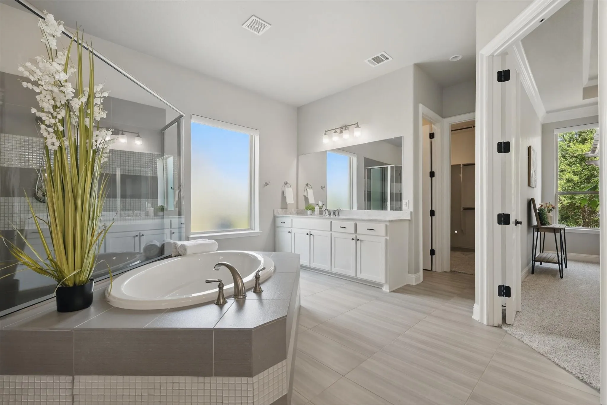 Single Family Residence For Sale in Denton County , 6325 Via Italia Drive, Flower Mound, Texas 75077, 5 Bedroom, 5 Bathroom, 4 Garage spaces, 5,677 Sqft, built in 2017, mls#21306045, Real Estate Agent in Flower Mound, Homes For Sale in Denton county, Homes For Sale in Flower Mound, Realtor in Flower Mound Texas, Real Estate Brokerage Independent Realty Texas, Luminita Cordes Realtor